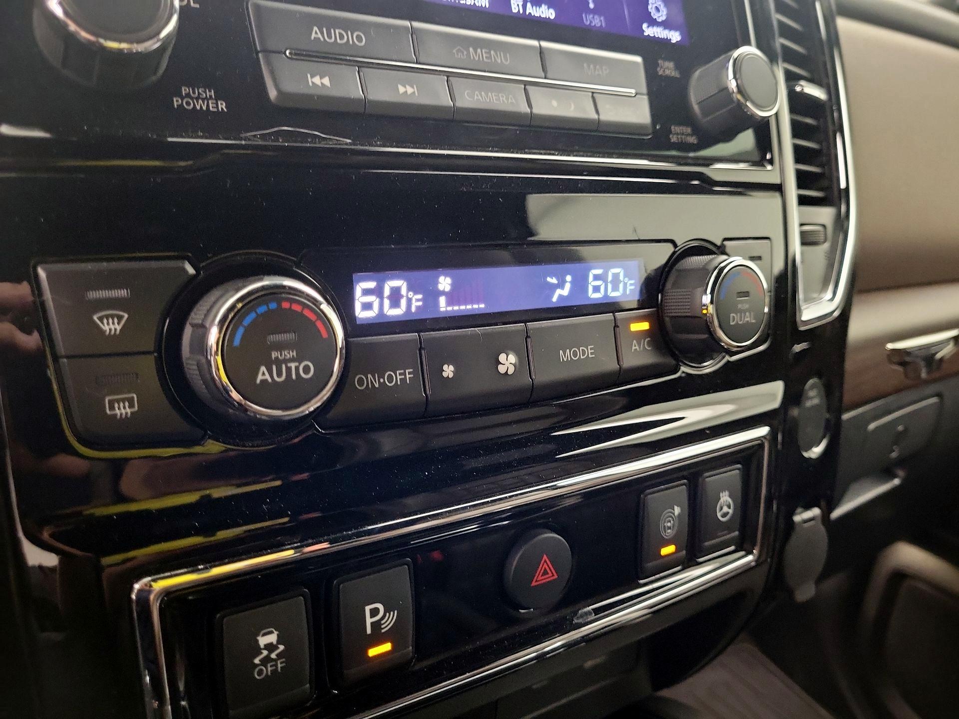 Thumbnail: 2020 Nissan Titan - 17