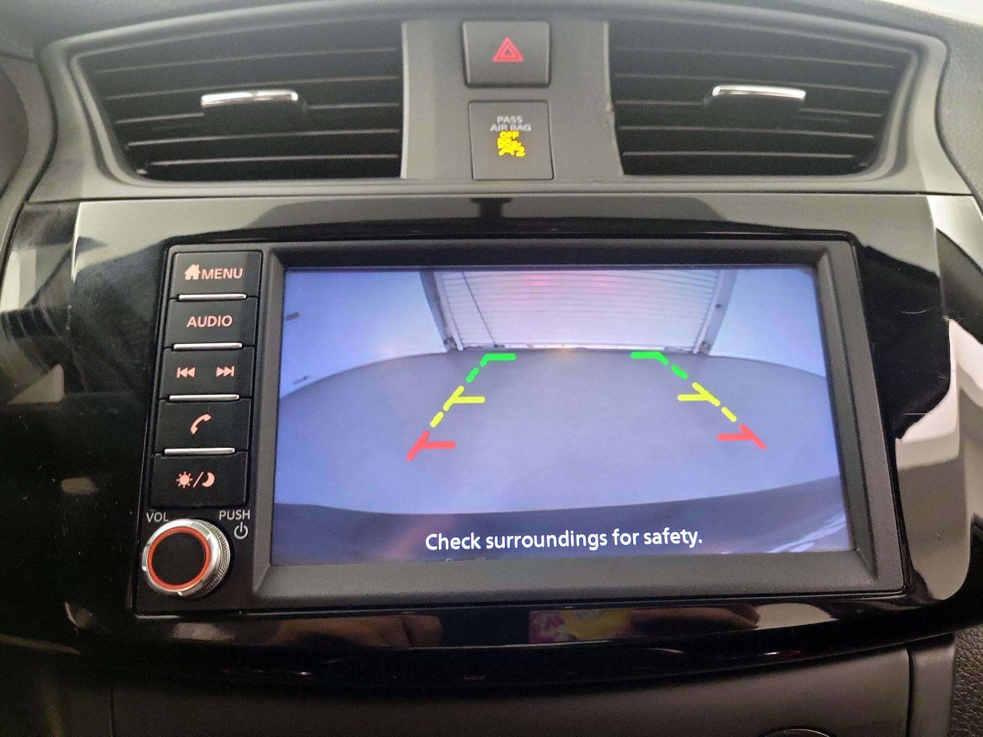 Thumbnail: 2019 Nissan Sentra - 12