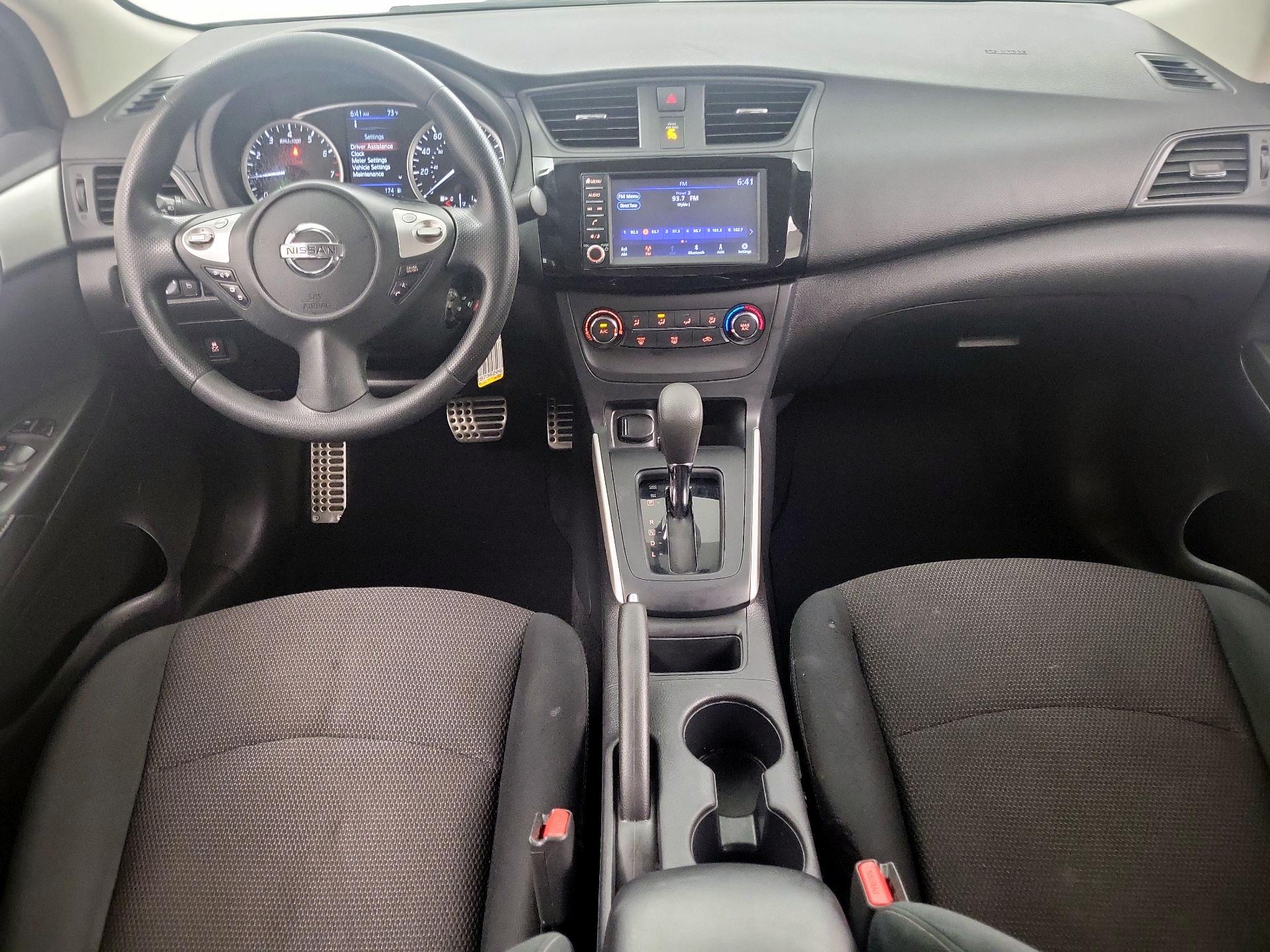 Thumbnail: 2019 Nissan Sentra - 8
