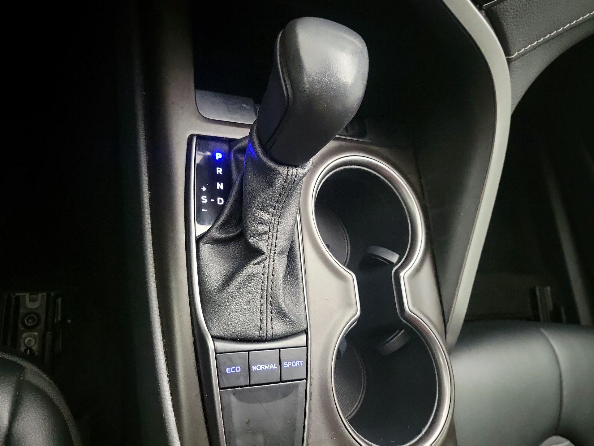 Thumbnail: 2023 Toyota Camry - 17