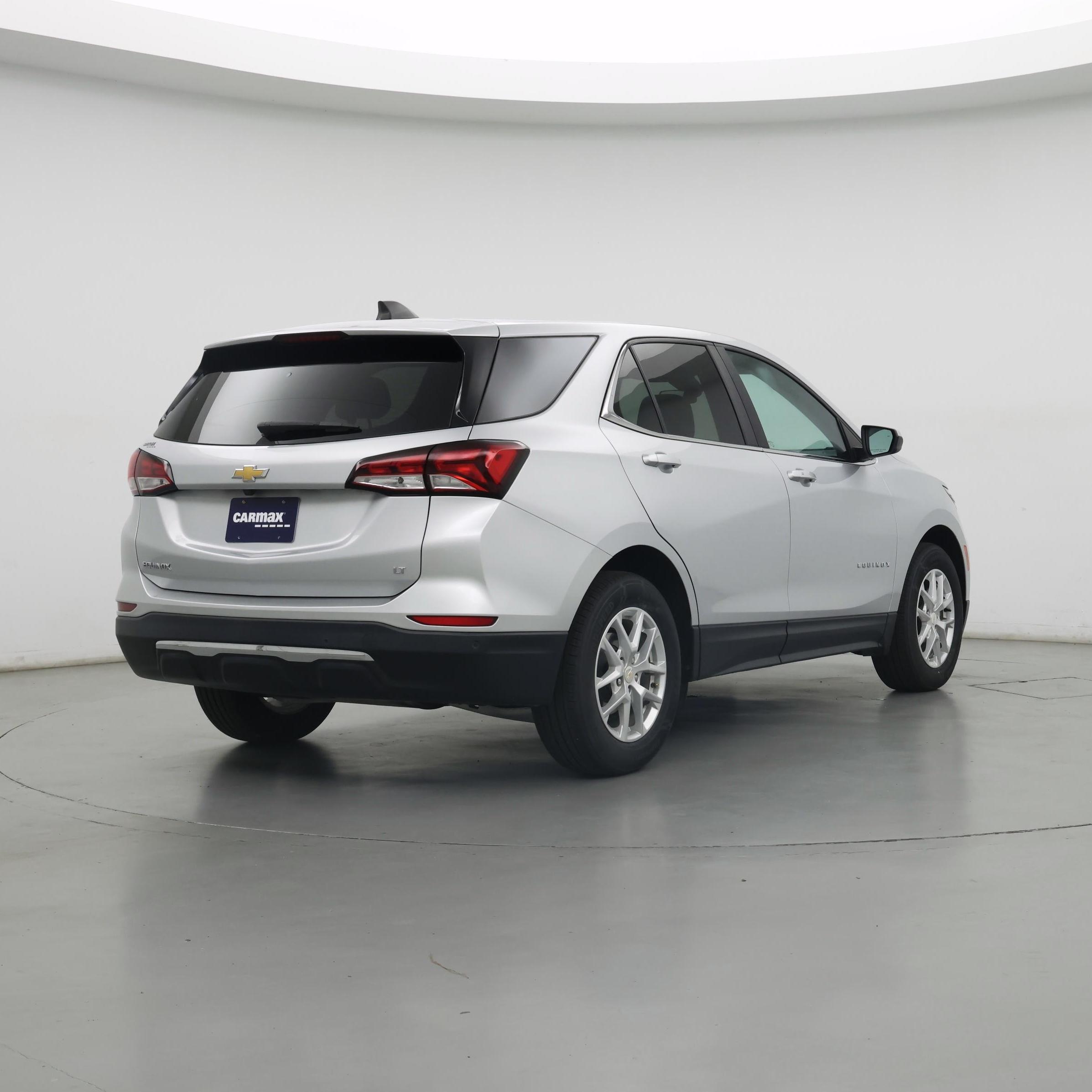 Thumbnail: 2022 Chevrolet Equinox - 8