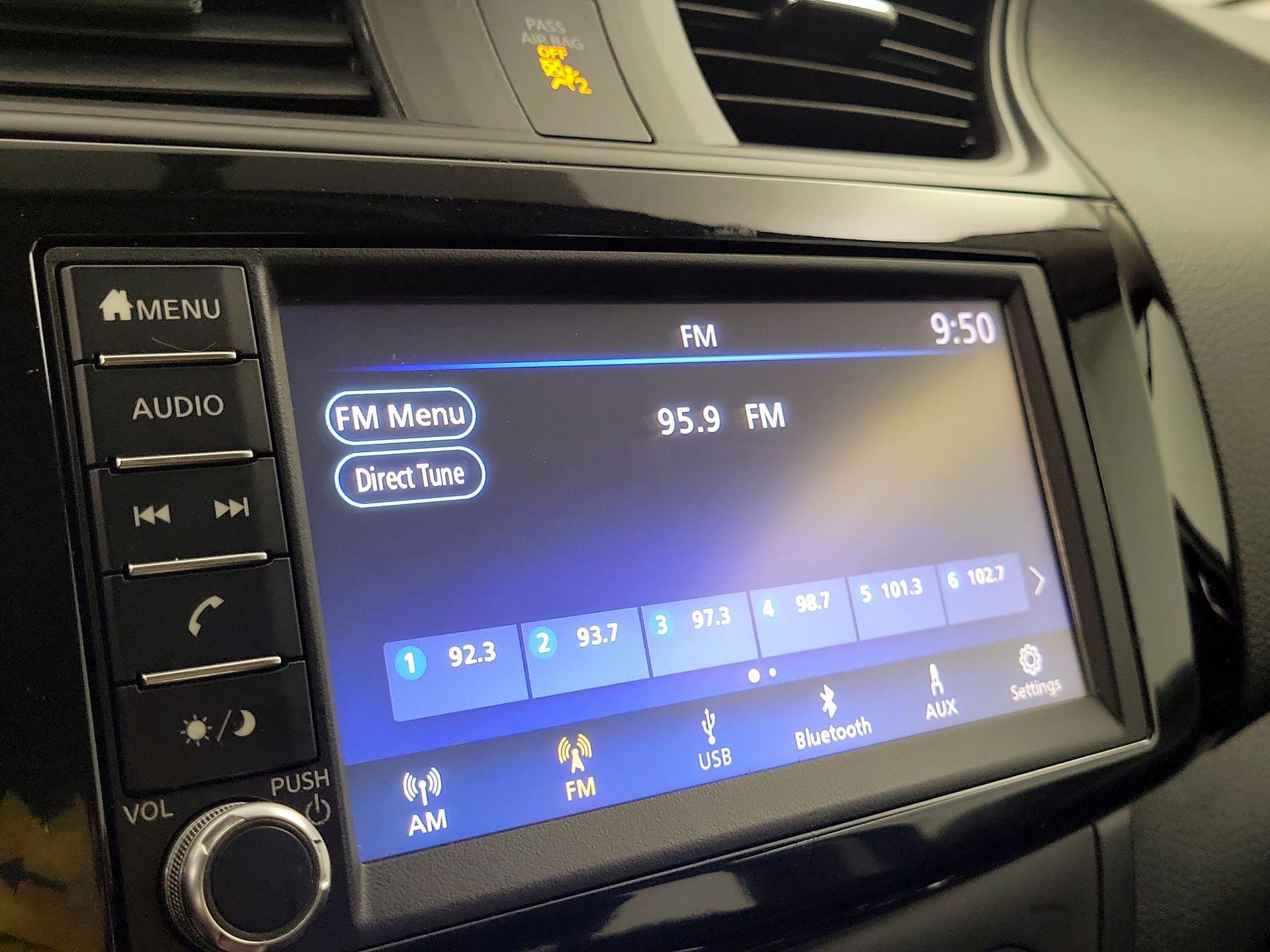 Thumbnail: 2019 Nissan Sentra - 13