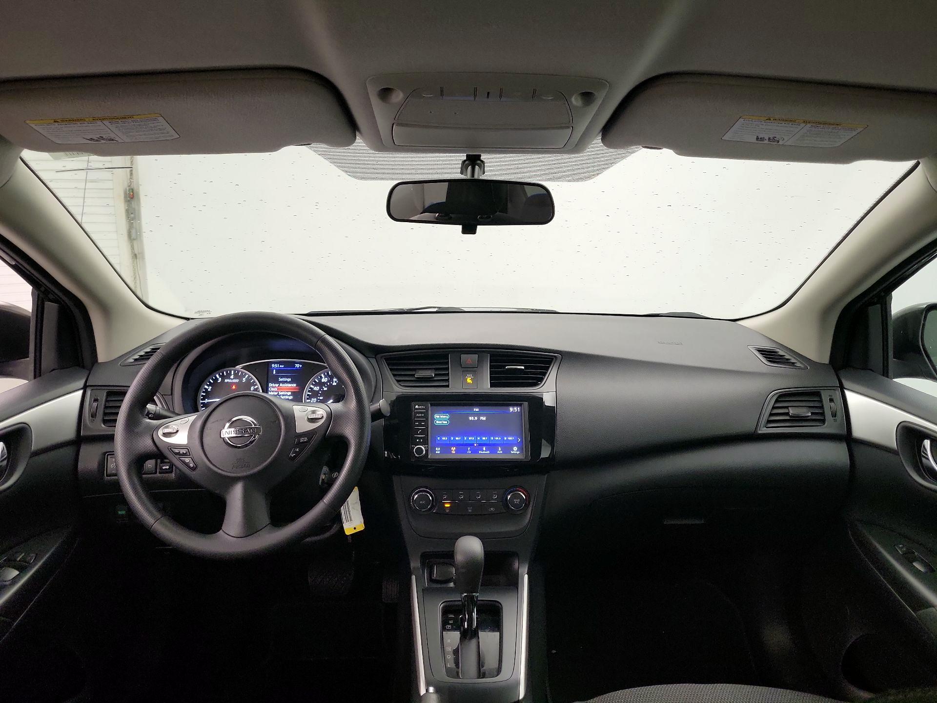 Thumbnail: 2019 Nissan Sentra - 8