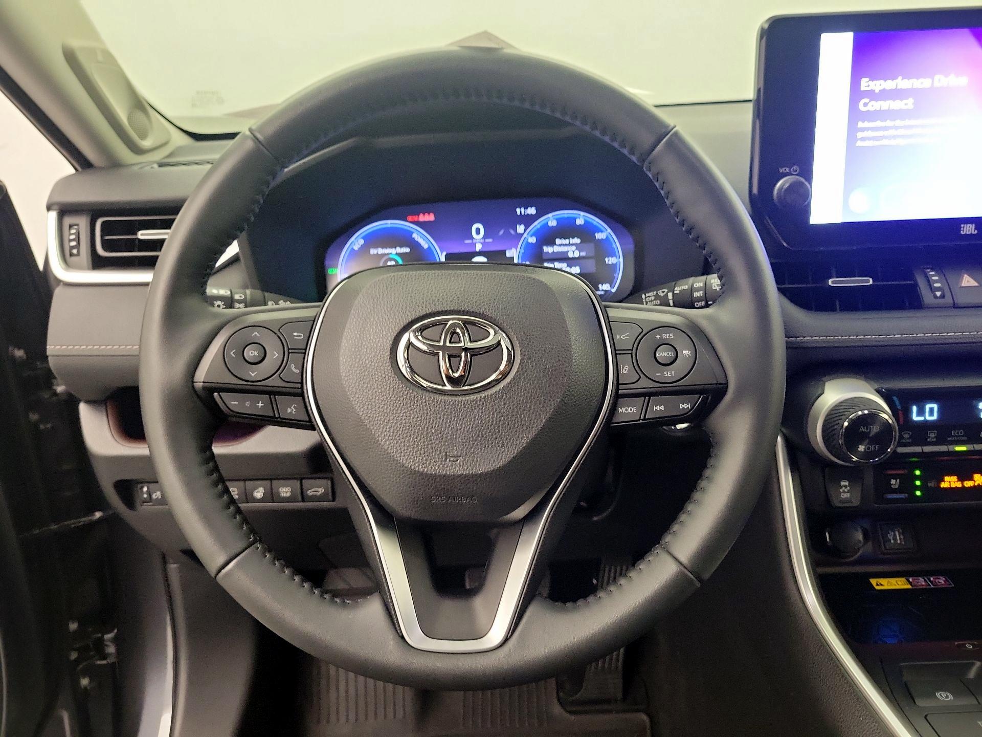 Thumbnail: 2024 Toyota RAV4 - 10
