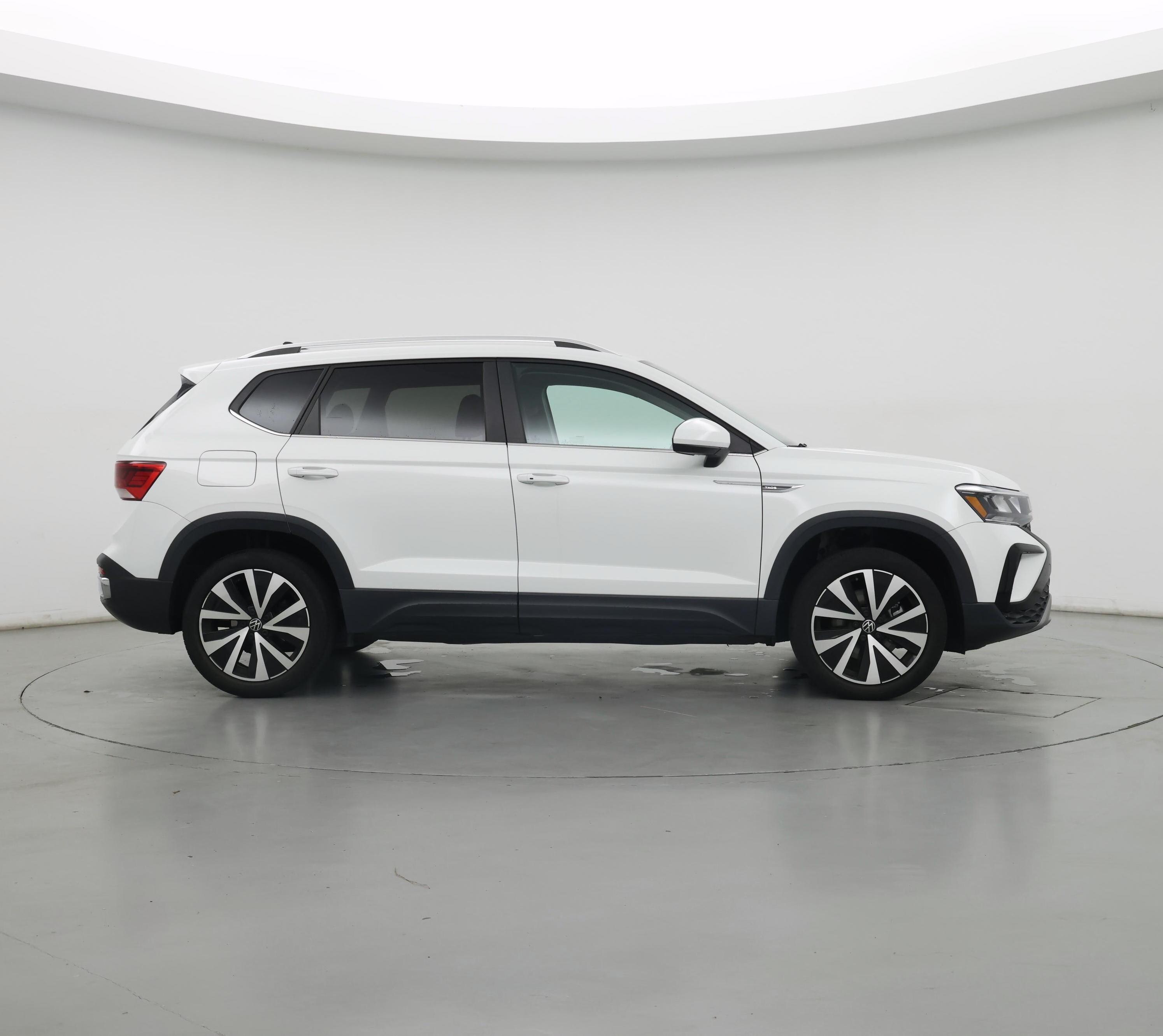 Thumbnail: 2022 Volkswagen Taos - 7