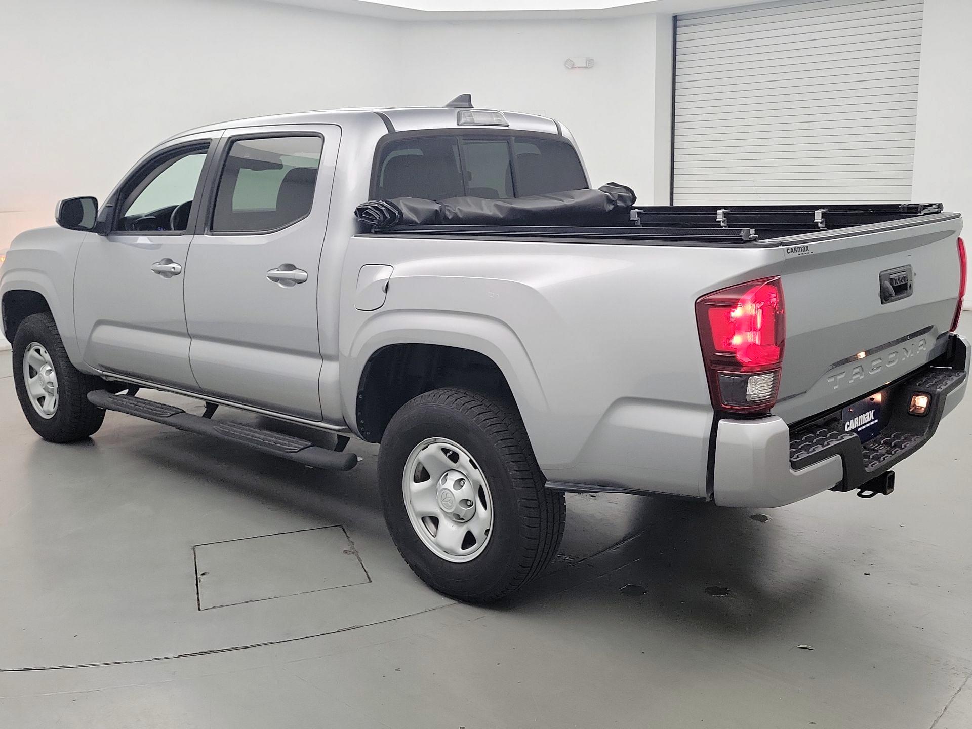 Thumbnail: 2019 Toyota Tacoma - 7