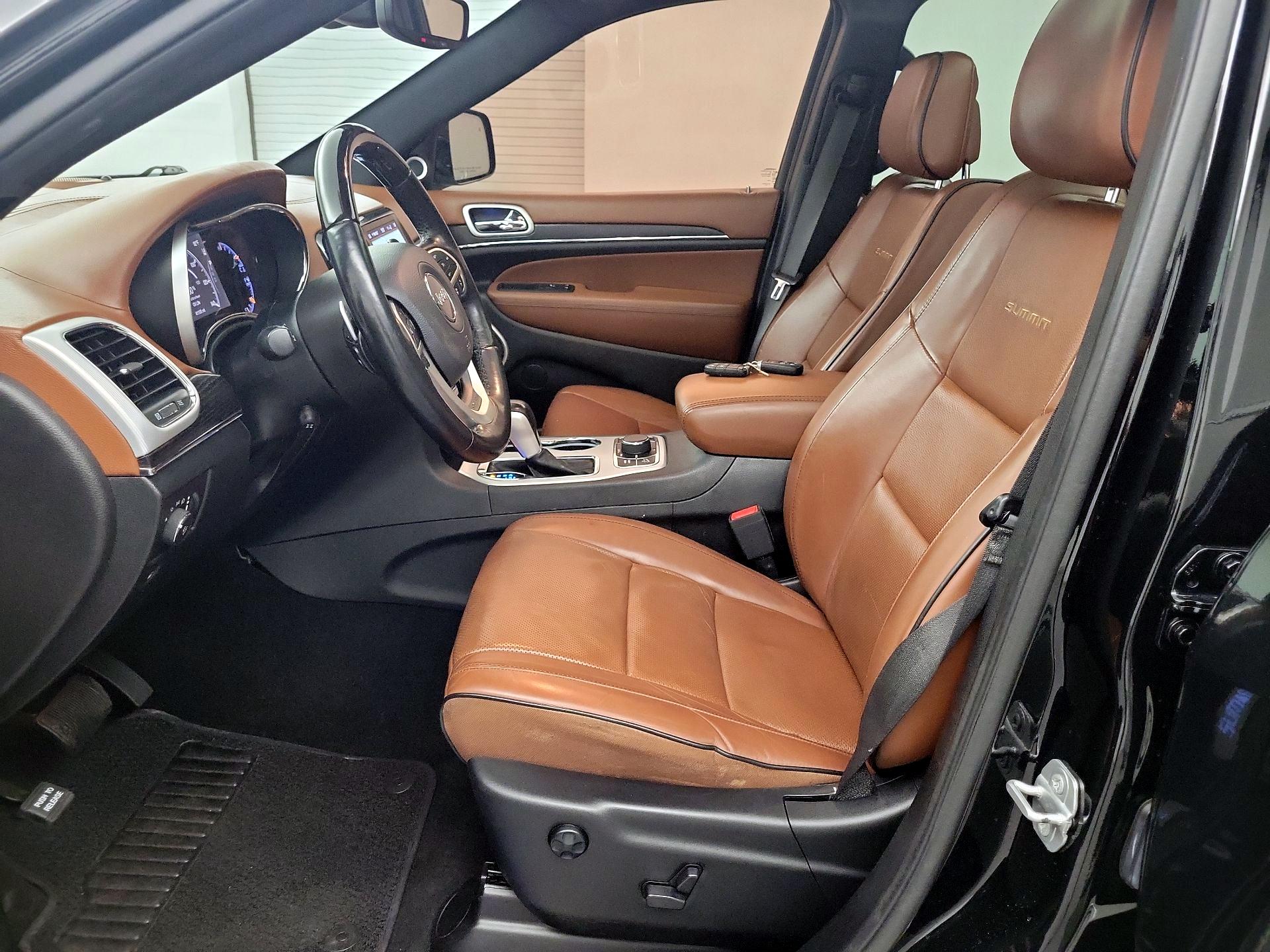 Thumbnail: 2021 Jeep Grand Cherokee - 9