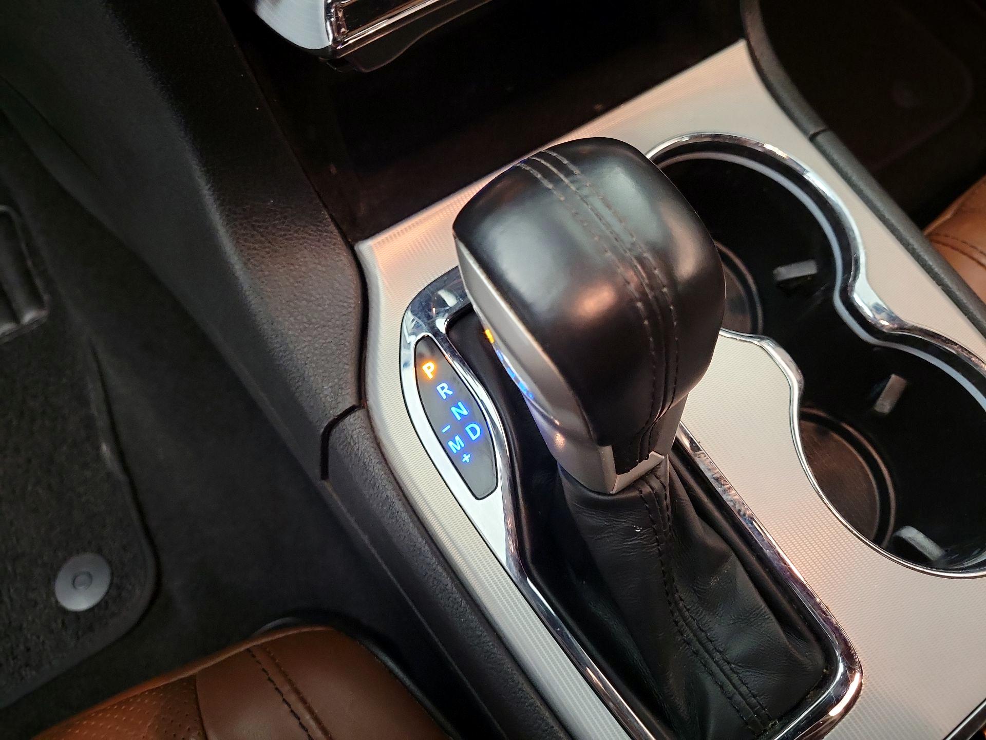 Thumbnail: 2021 Jeep Grand Cherokee - 16
