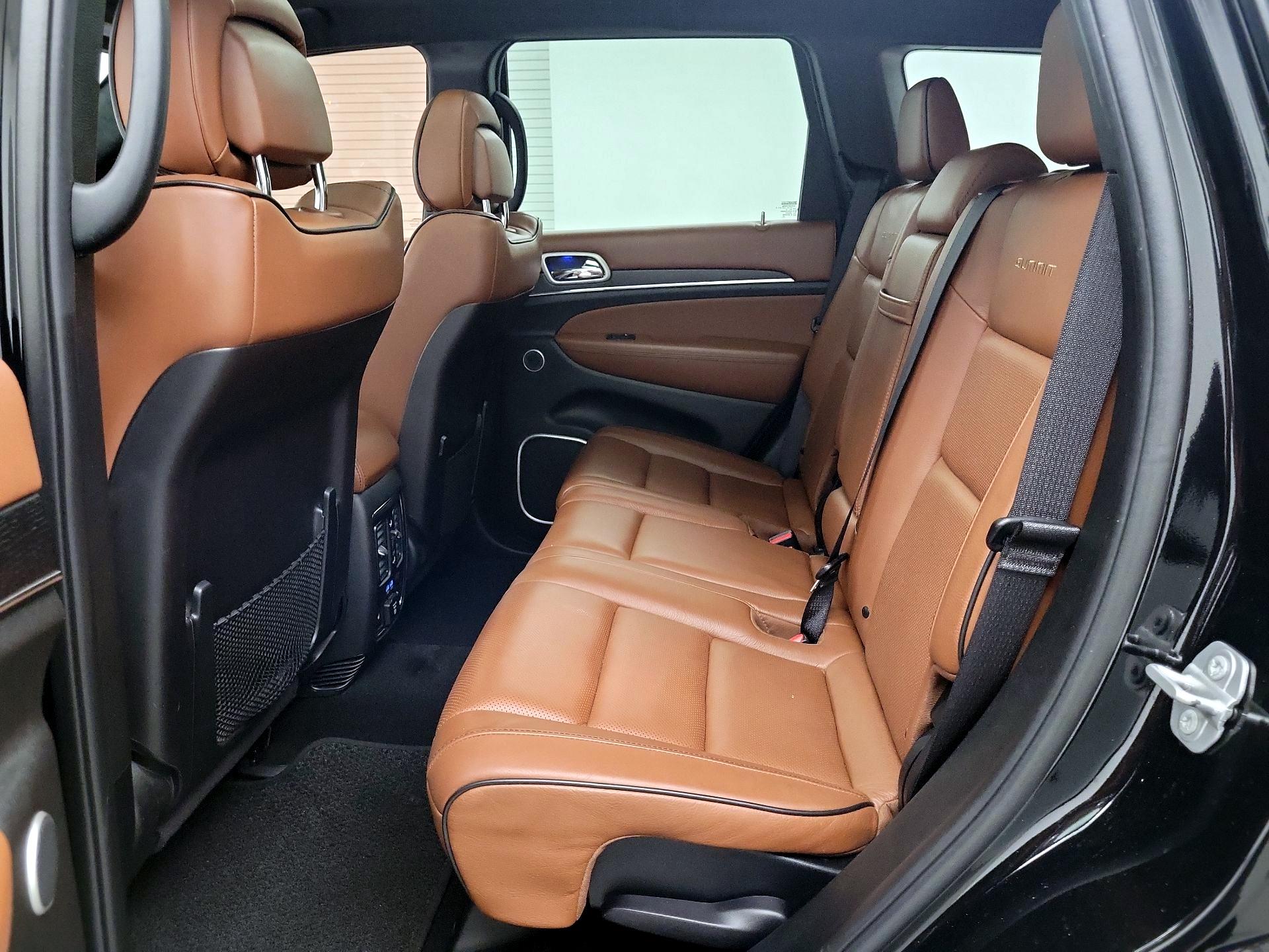Thumbnail: 2021 Jeep Grand Cherokee - 19