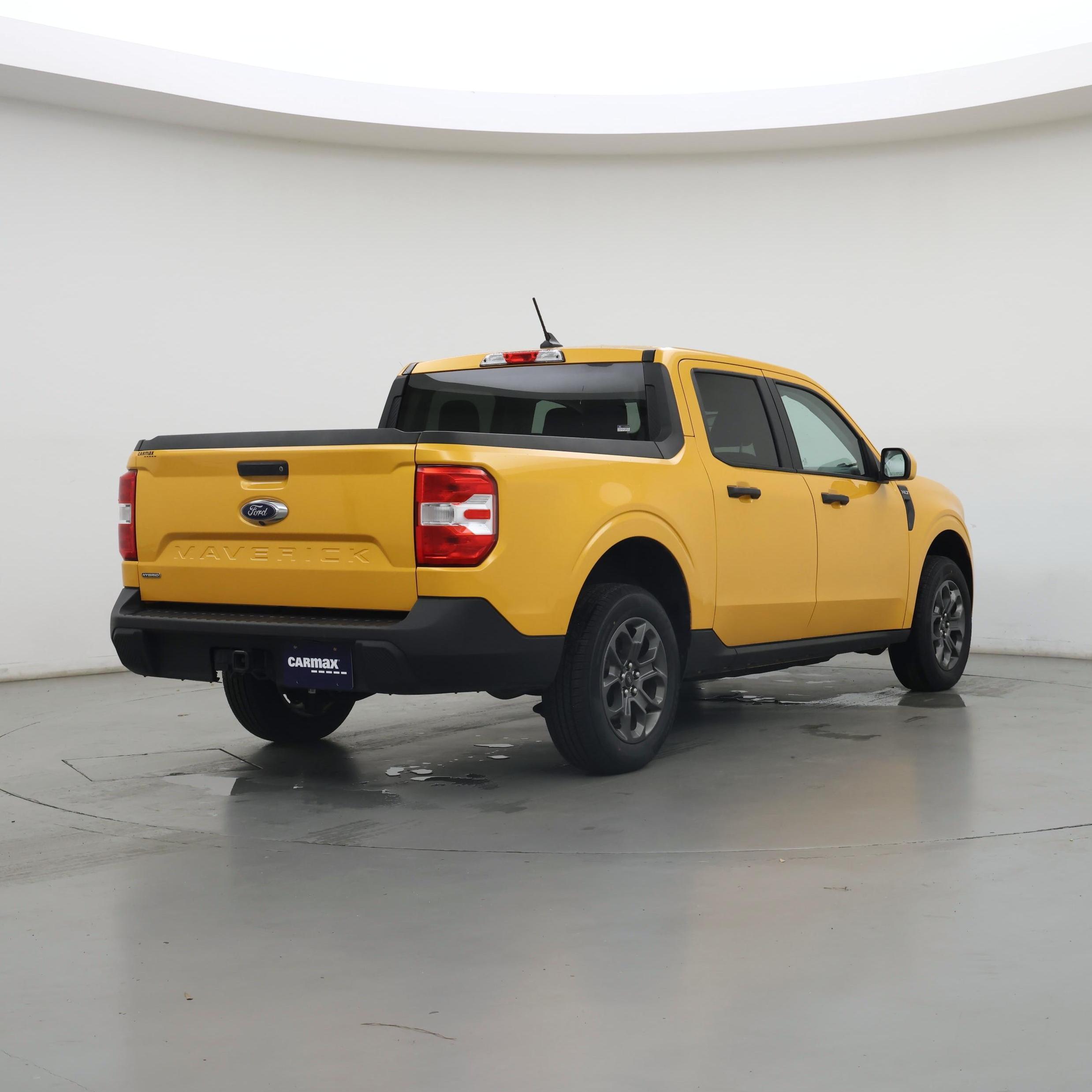 Thumbnail: 2023 Ford Maverick - 8