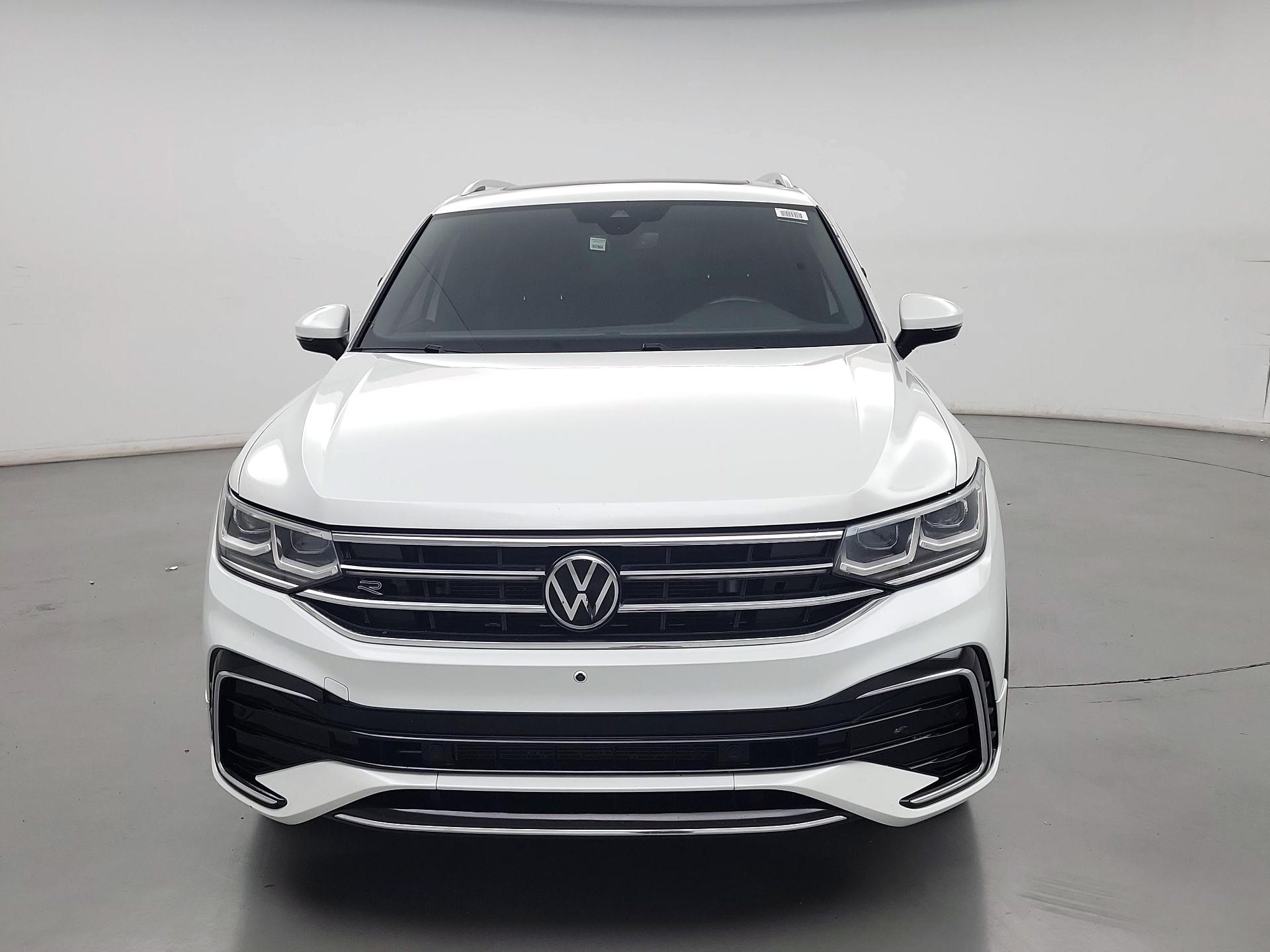 Thumbnail: 2022 Volkswagen Tiguan - 2