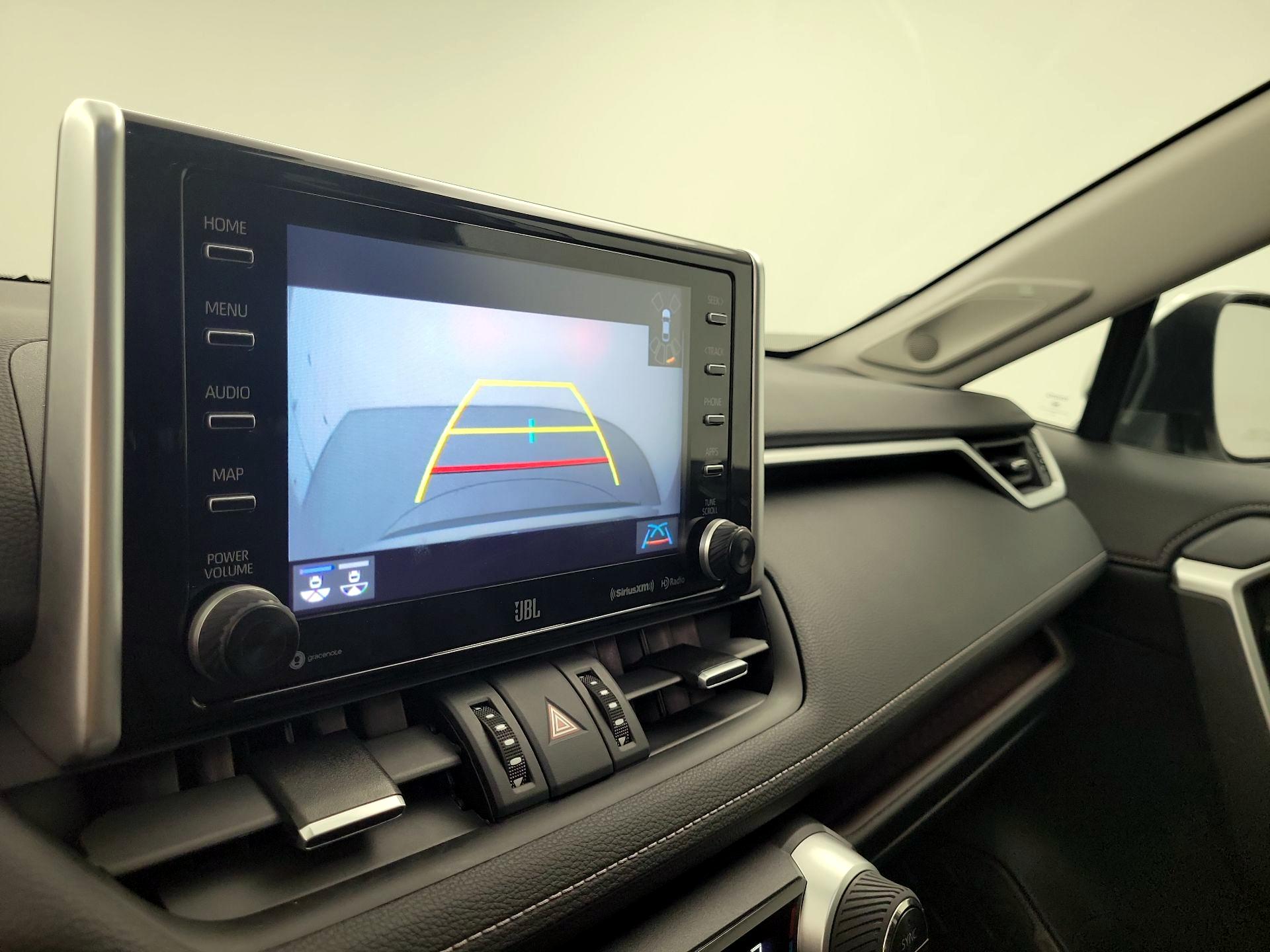 Thumbnail: 2021 Toyota RAV4 - 15