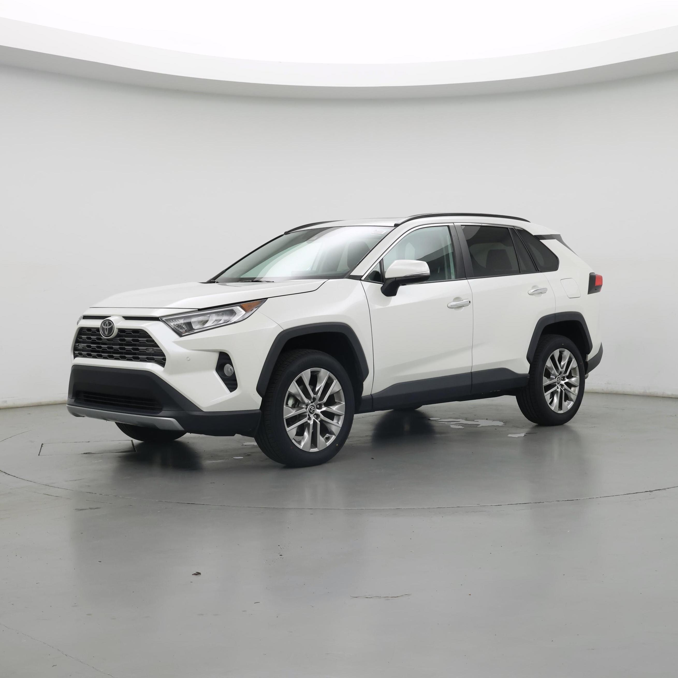 Thumbnail: 2021 Toyota RAV4 - 3