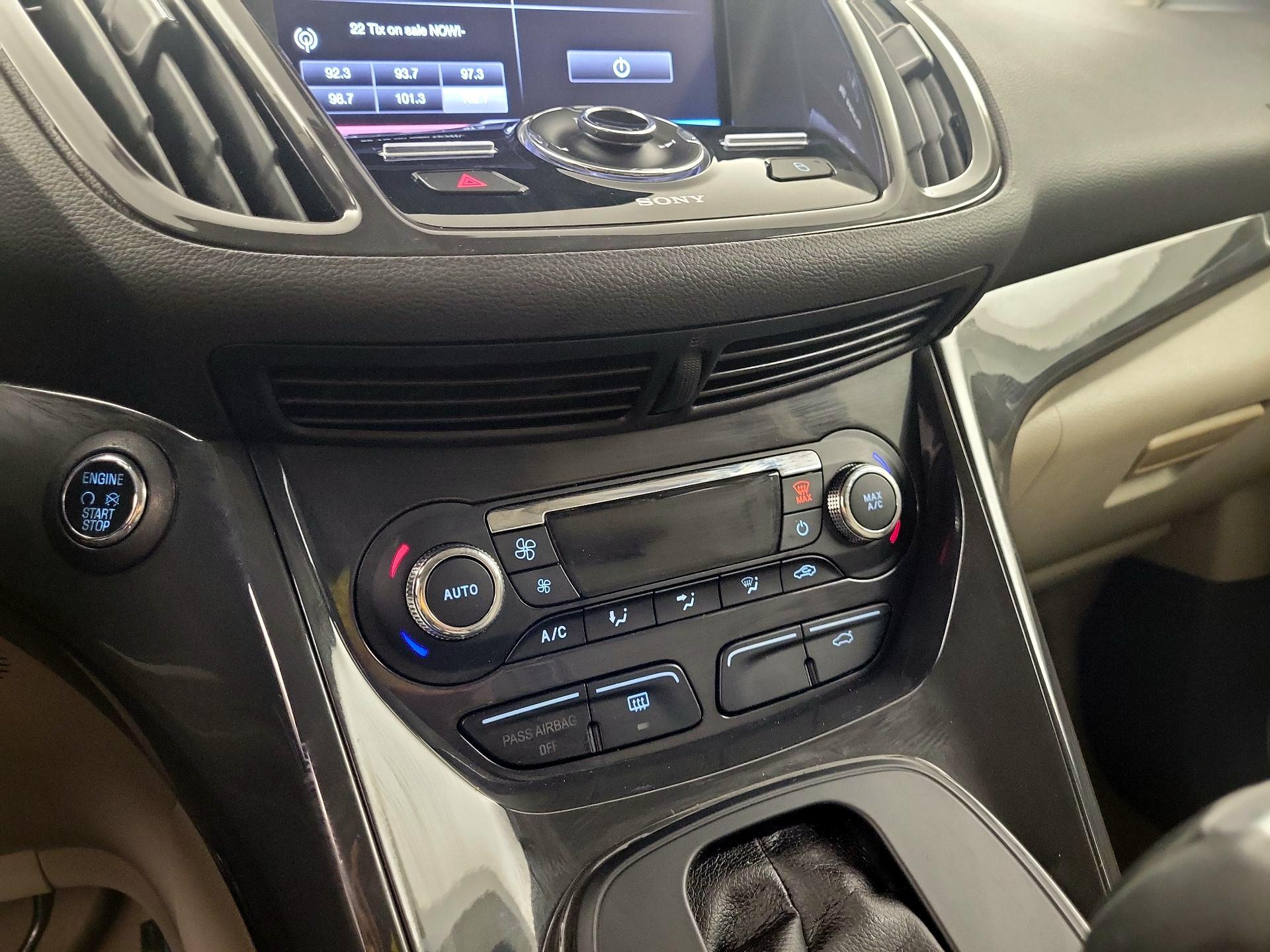 Thumbnail: 2014 Ford Escape - 14
