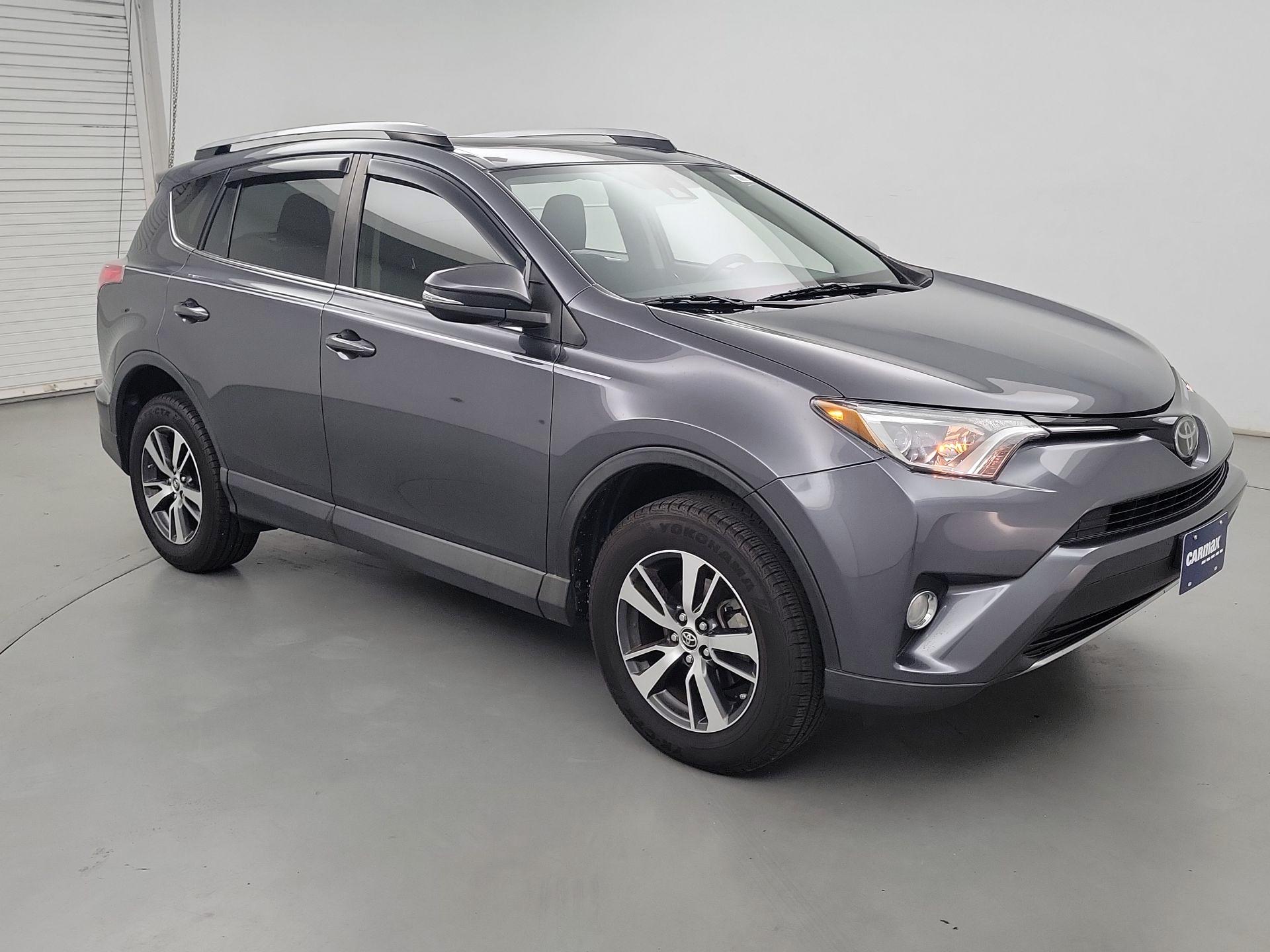 Thumbnail: 2018 Toyota RAV4 - 1
