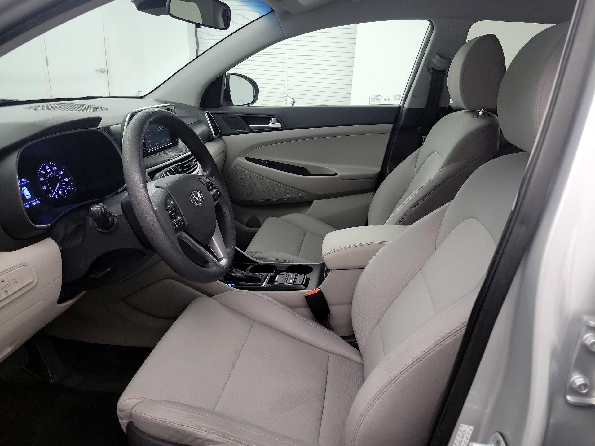Thumbnail: 2019 Hyundai Tucson - 9
