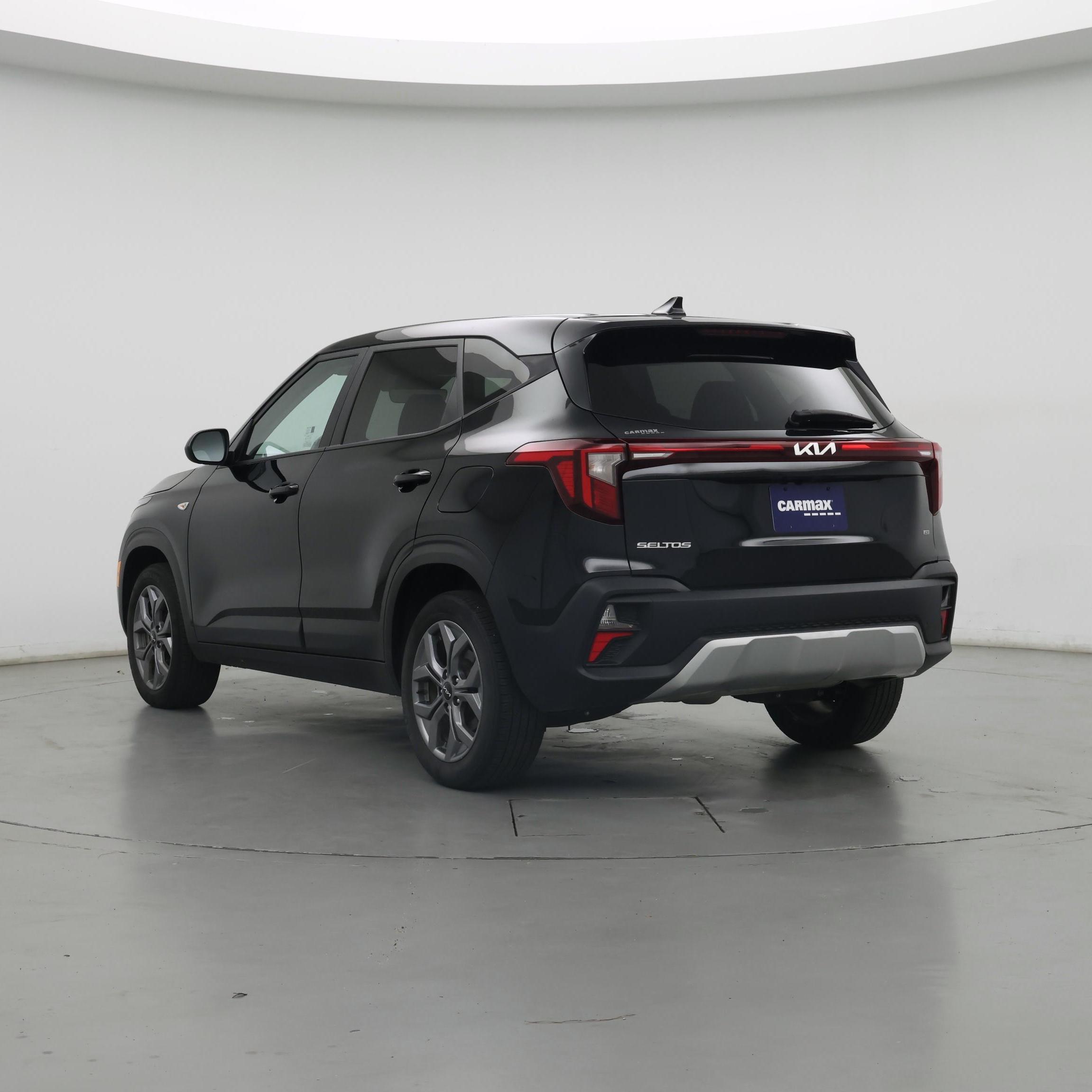 Thumbnail: 2024 Kia Seltos - 2
