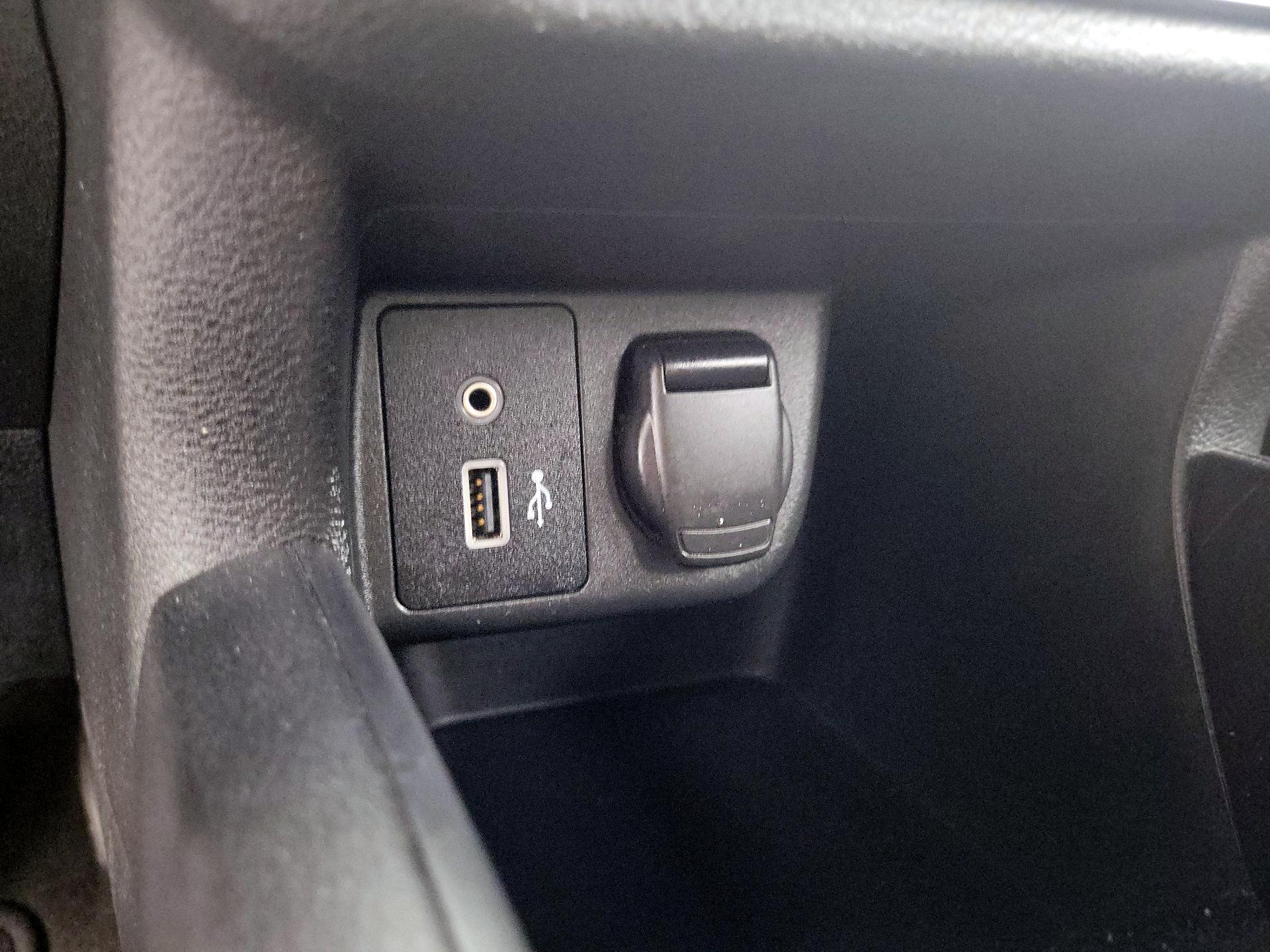Thumbnail: 2021 Nissan Versa - 17
