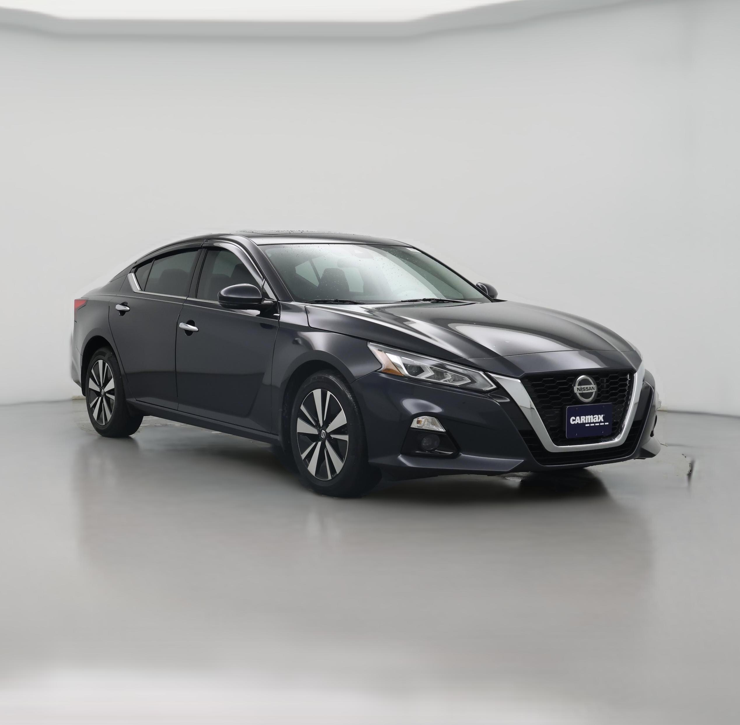 Thumbnail: 2022 Nissan Altima - 1