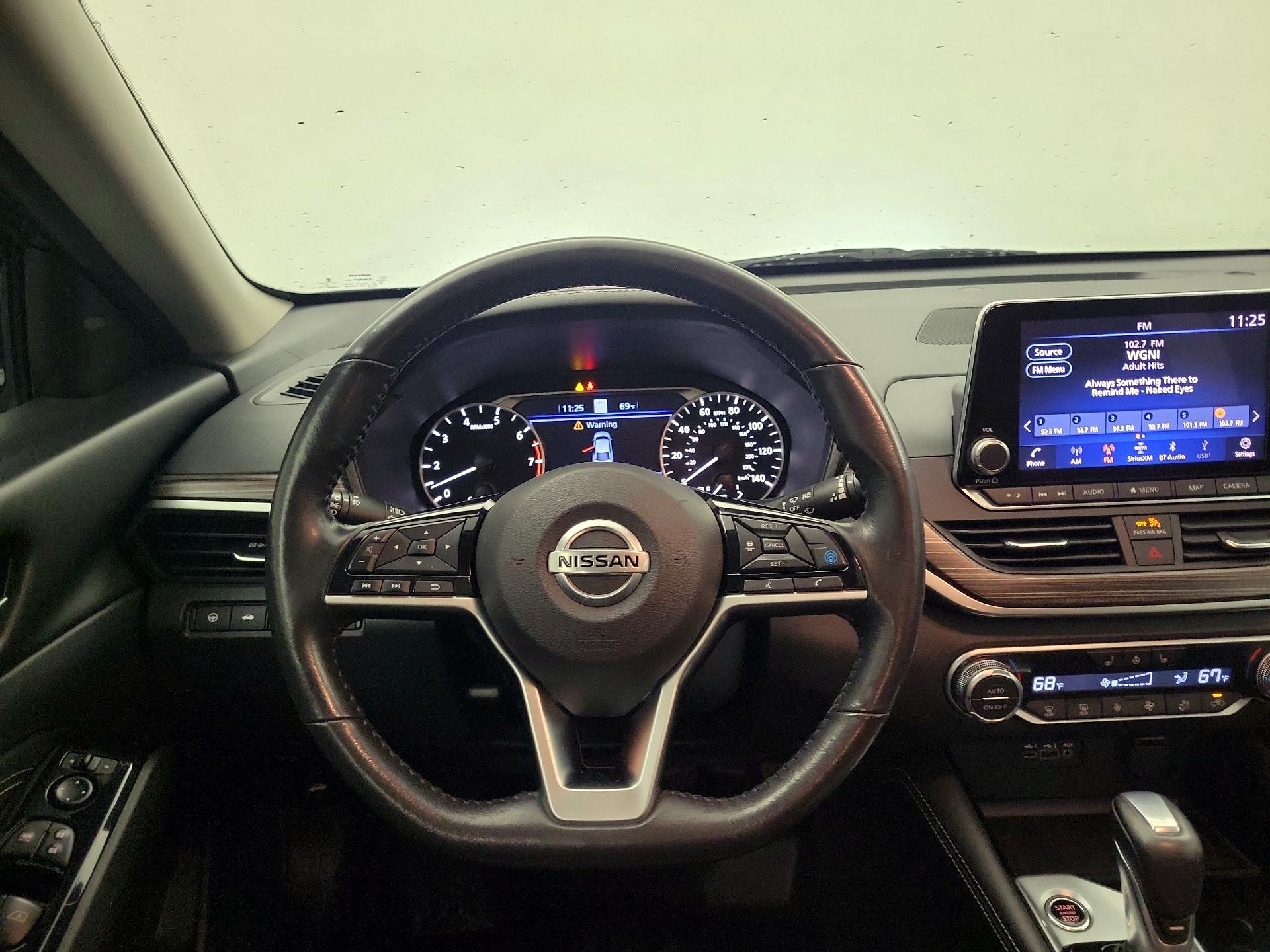 Thumbnail: 2022 Nissan Altima - 10