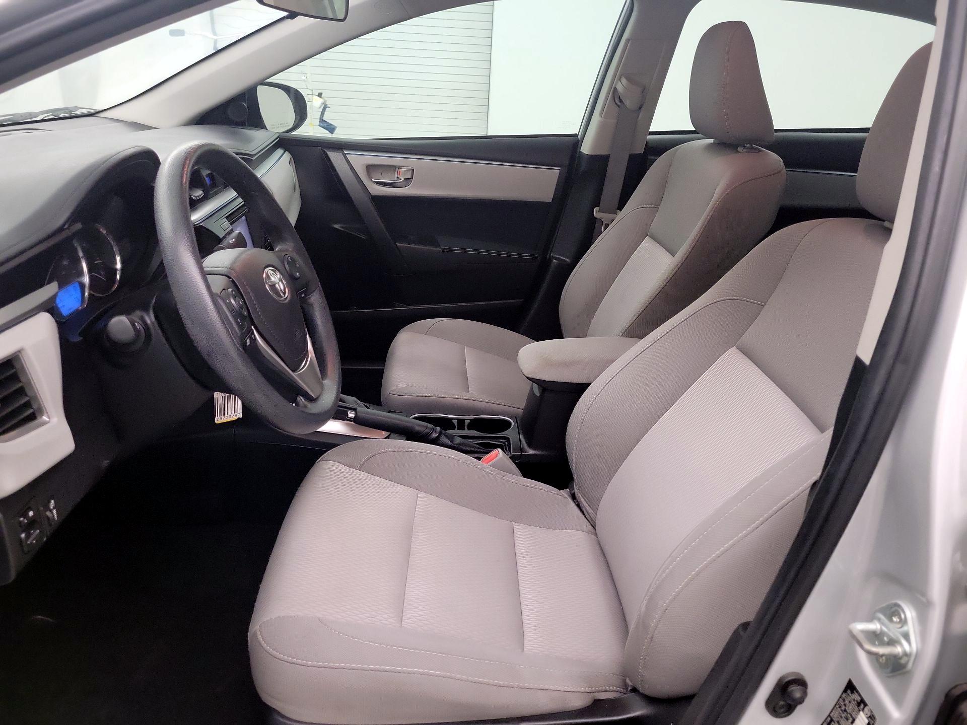 Thumbnail: 2015 Toyota Corolla - 9