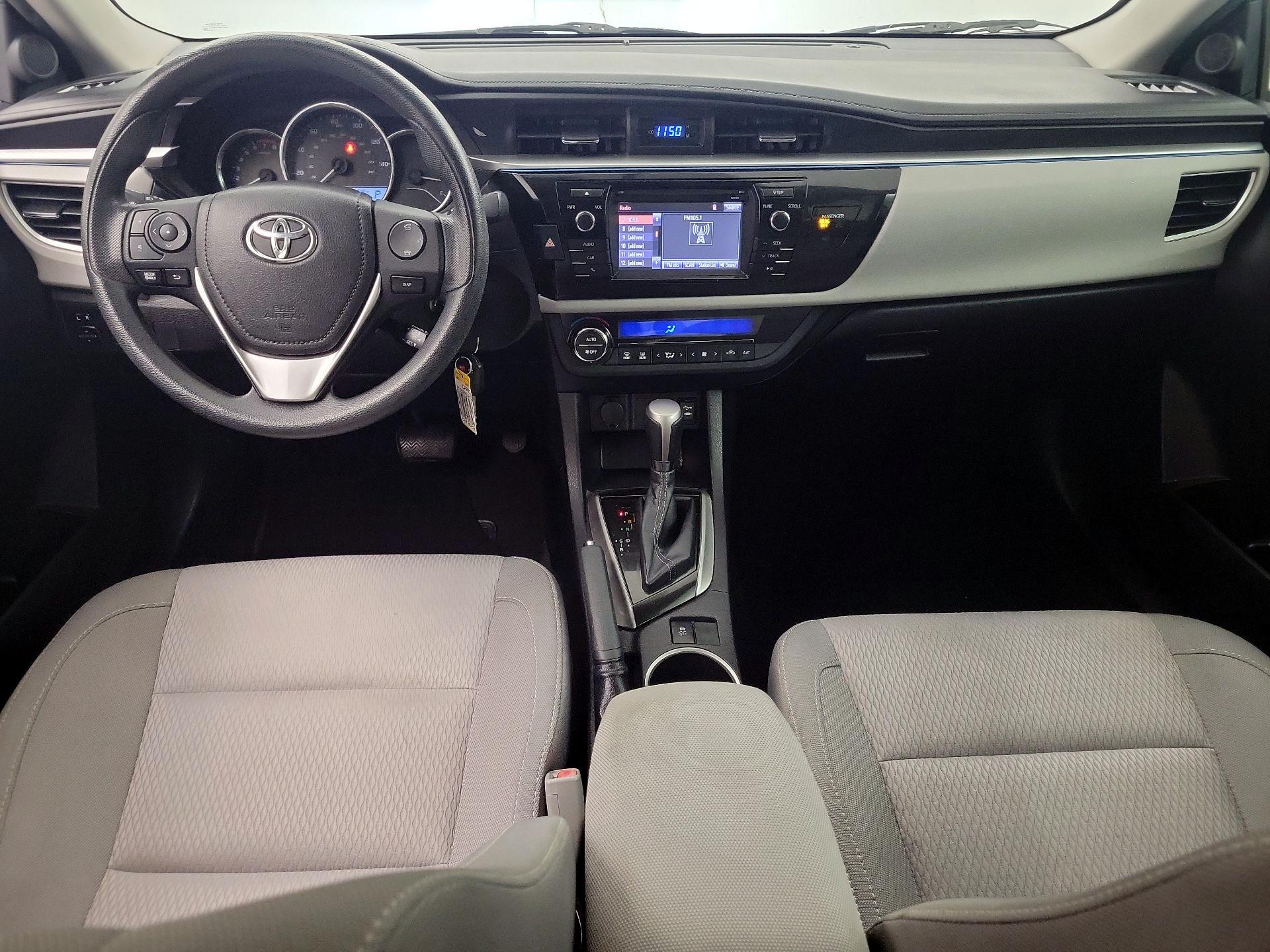 Thumbnail: 2015 Toyota Corolla - 8