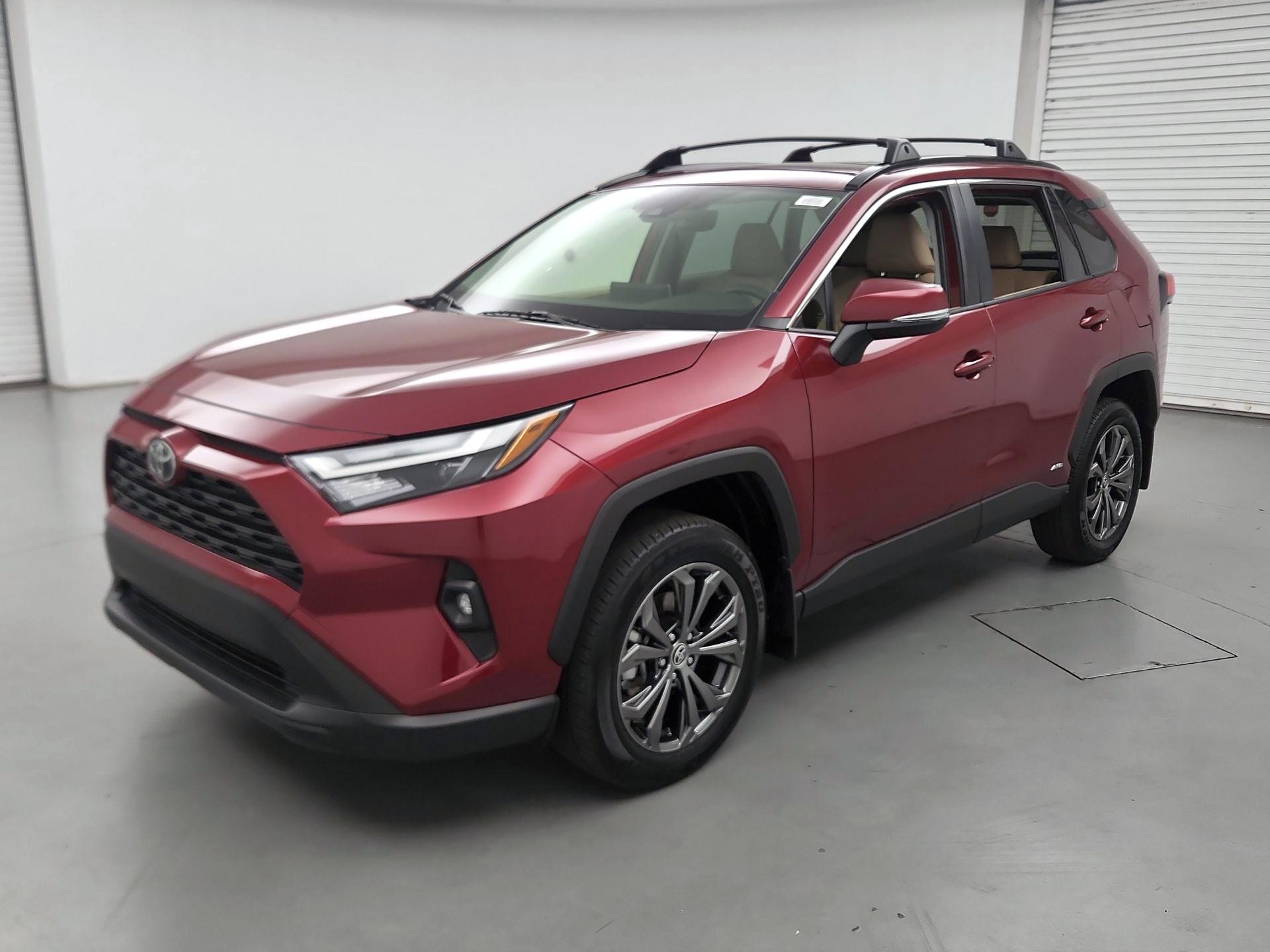 Thumbnail: 2025 Toyota RAV4 - 3