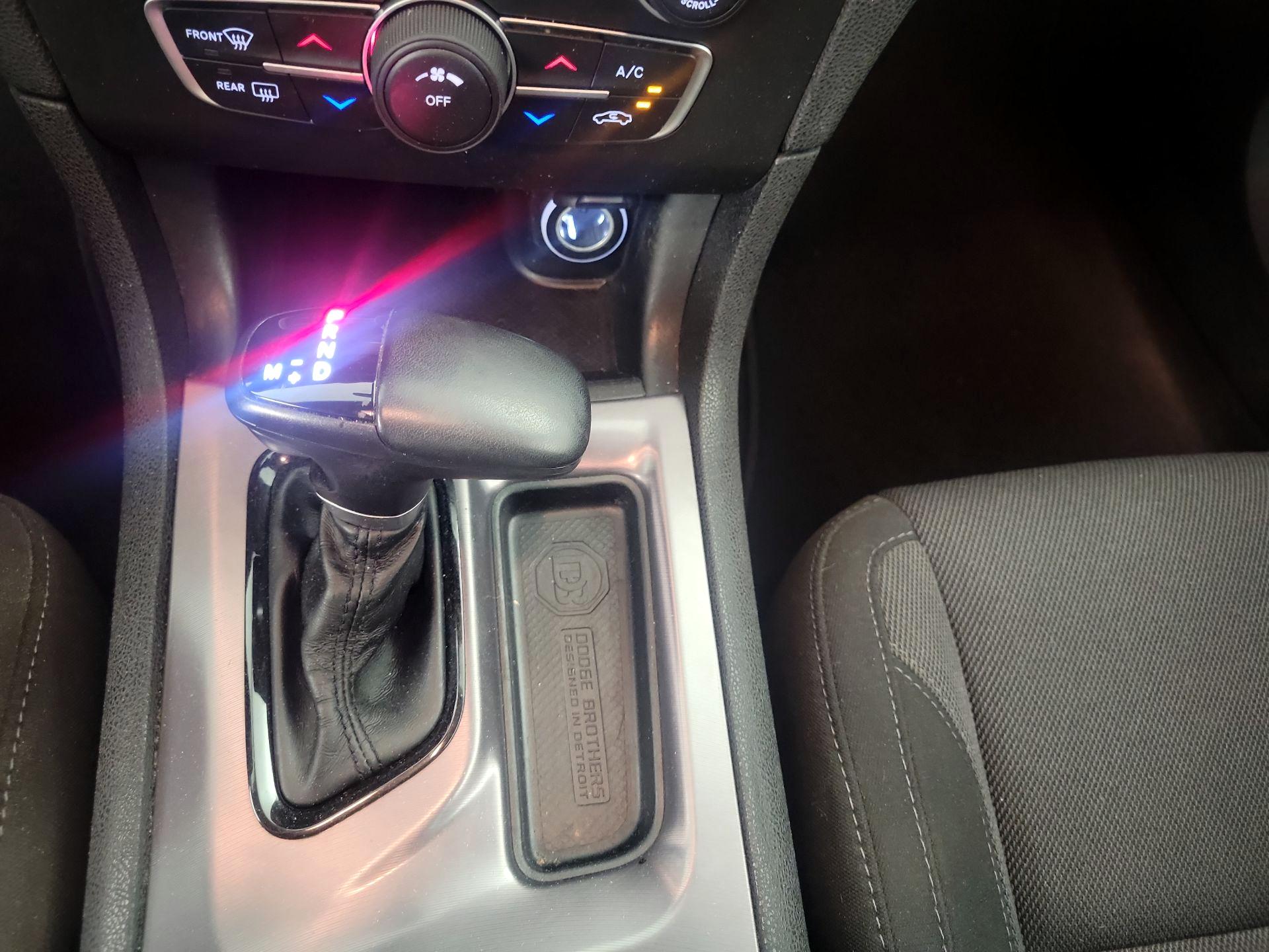 Thumbnail: 2022 Dodge Charger - 15