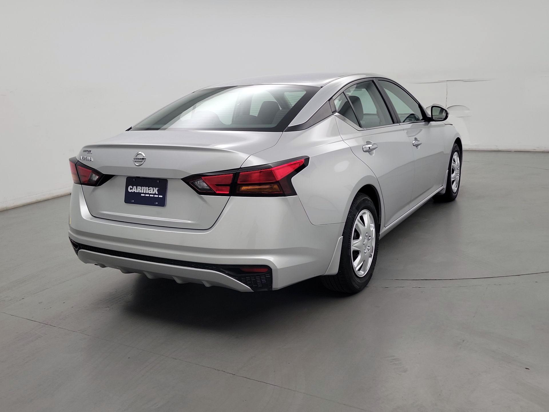 Thumbnail: 2022 Nissan Altima - 5