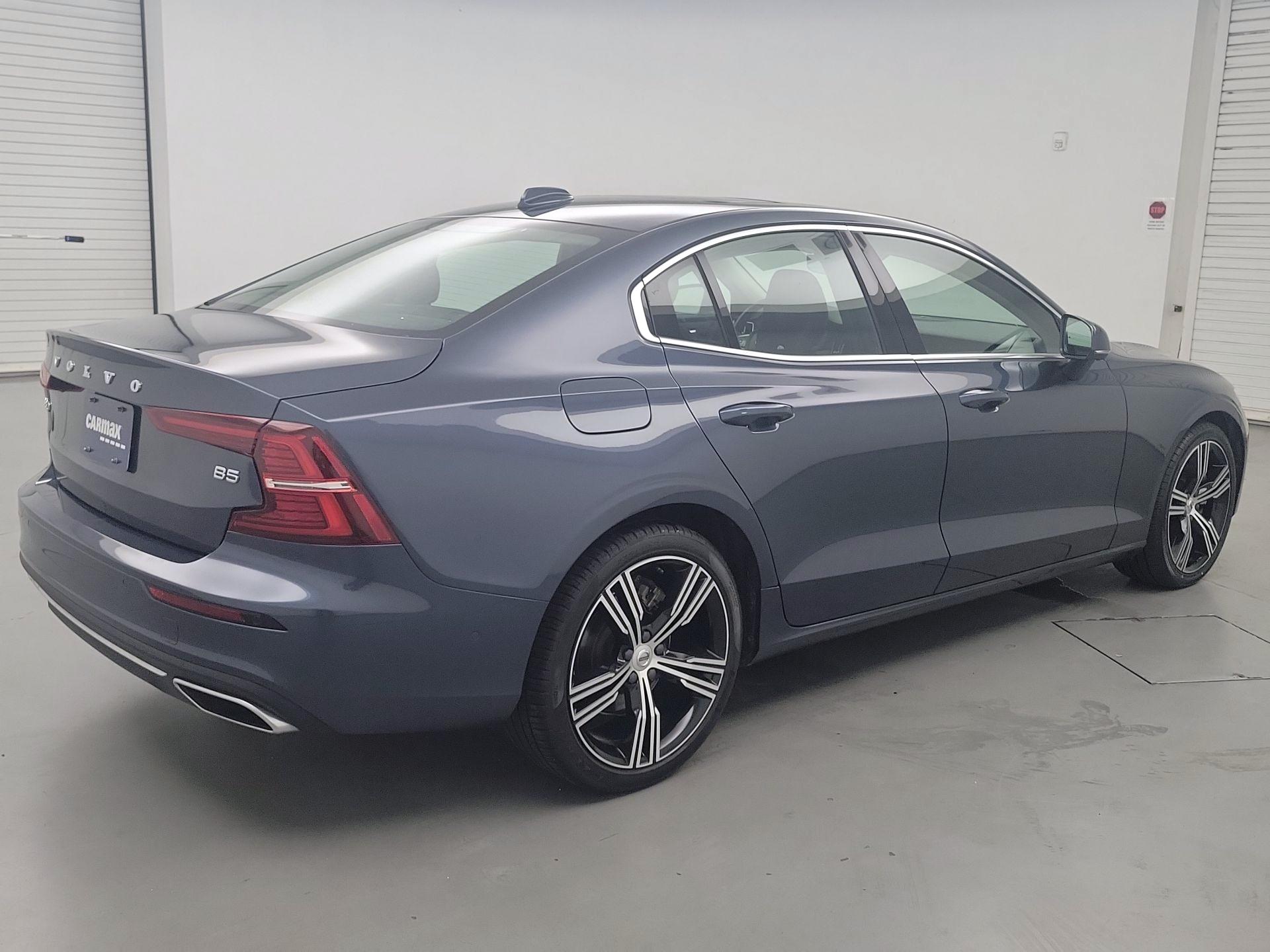 Thumbnail: 2022 Volvo S60 - 5