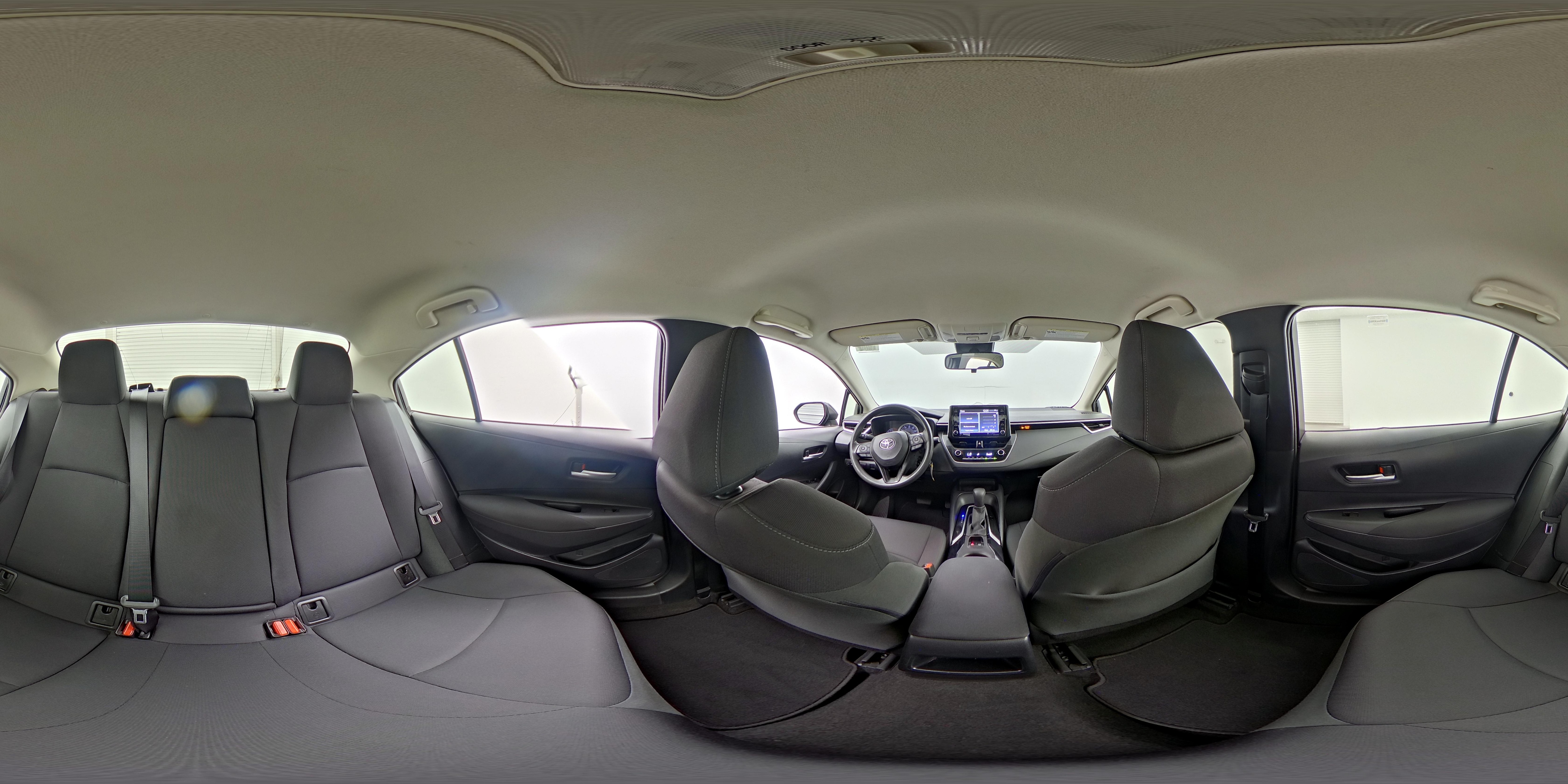 2021 Toyota Corolla LE - Photo 23