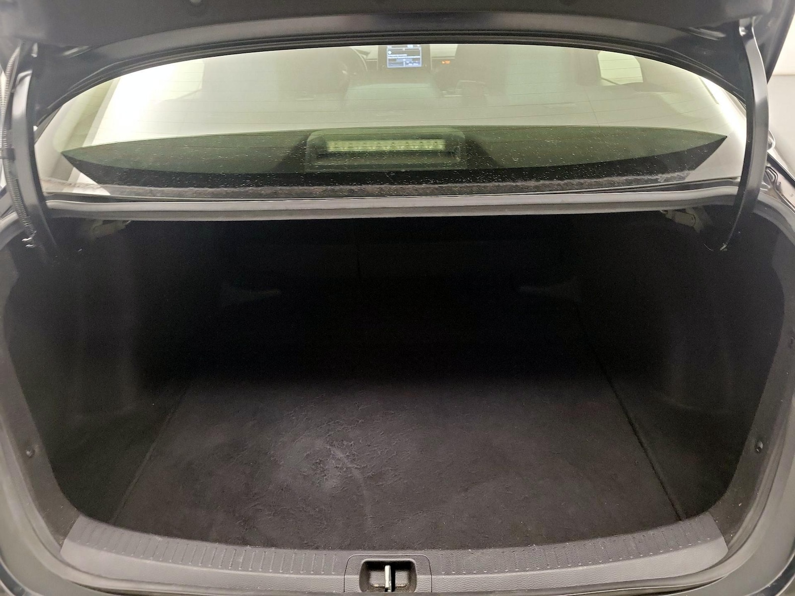 2021 Toyota Corolla LE - Photo 18