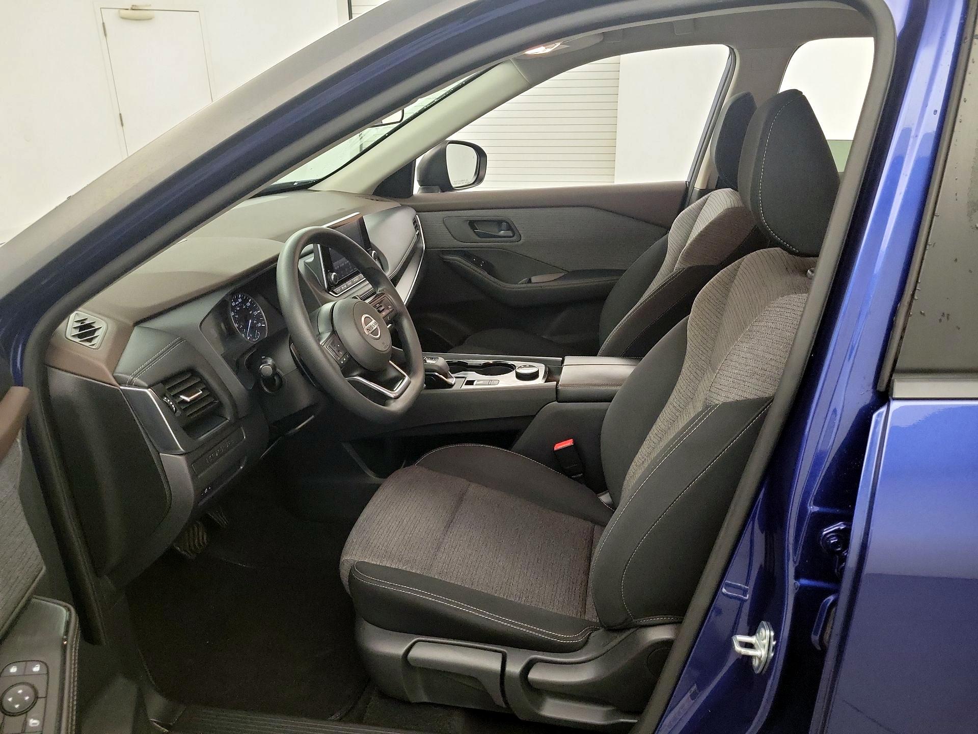 Thumbnail: 2021 Nissan Rogue - 9