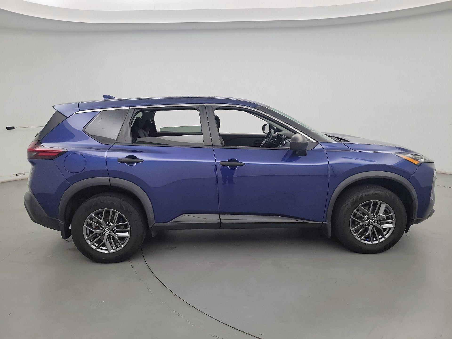 Thumbnail: 2021 Nissan Rogue - 4