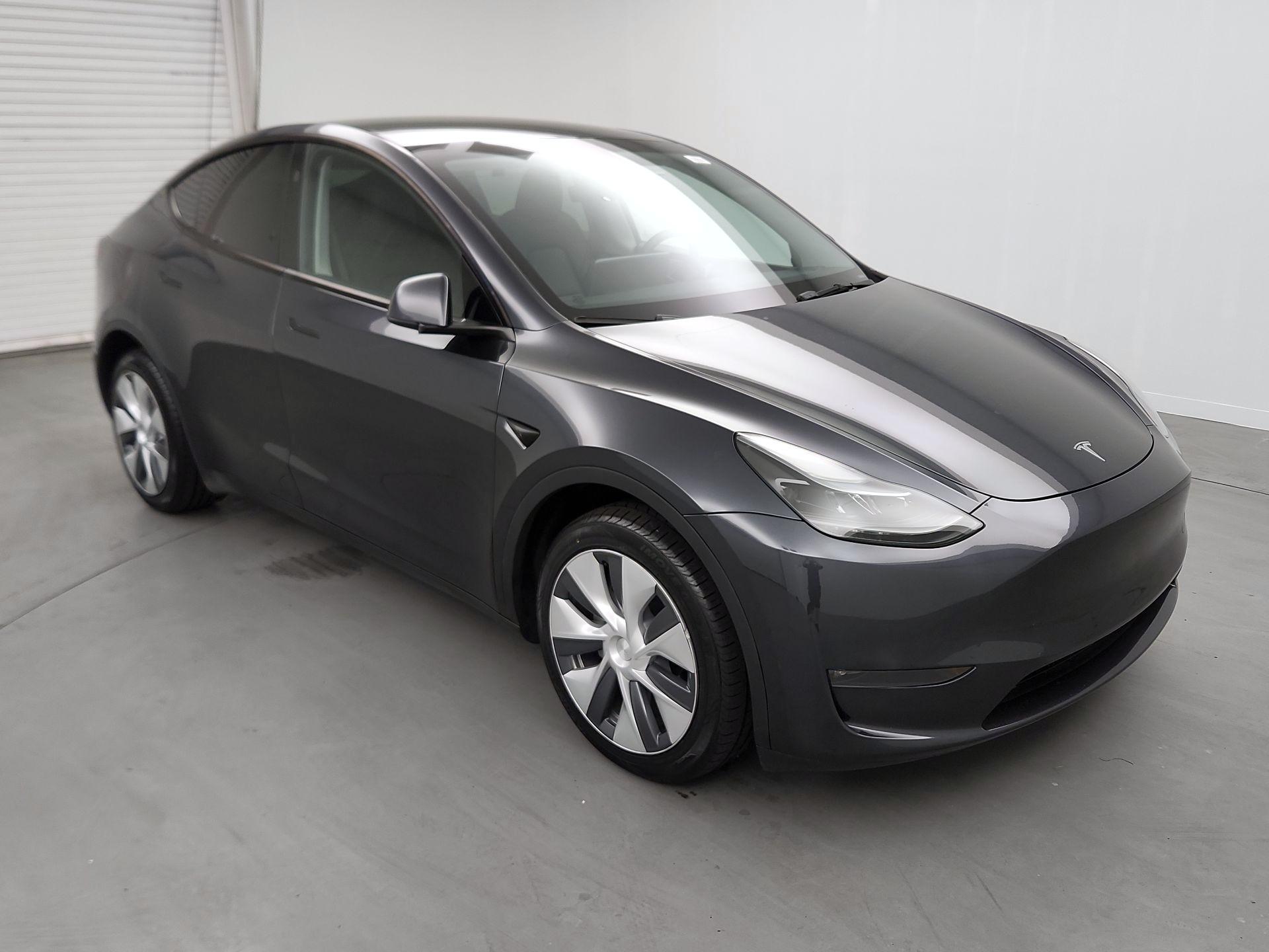 Thumbnail: 2024 Tesla Model Y - 1
