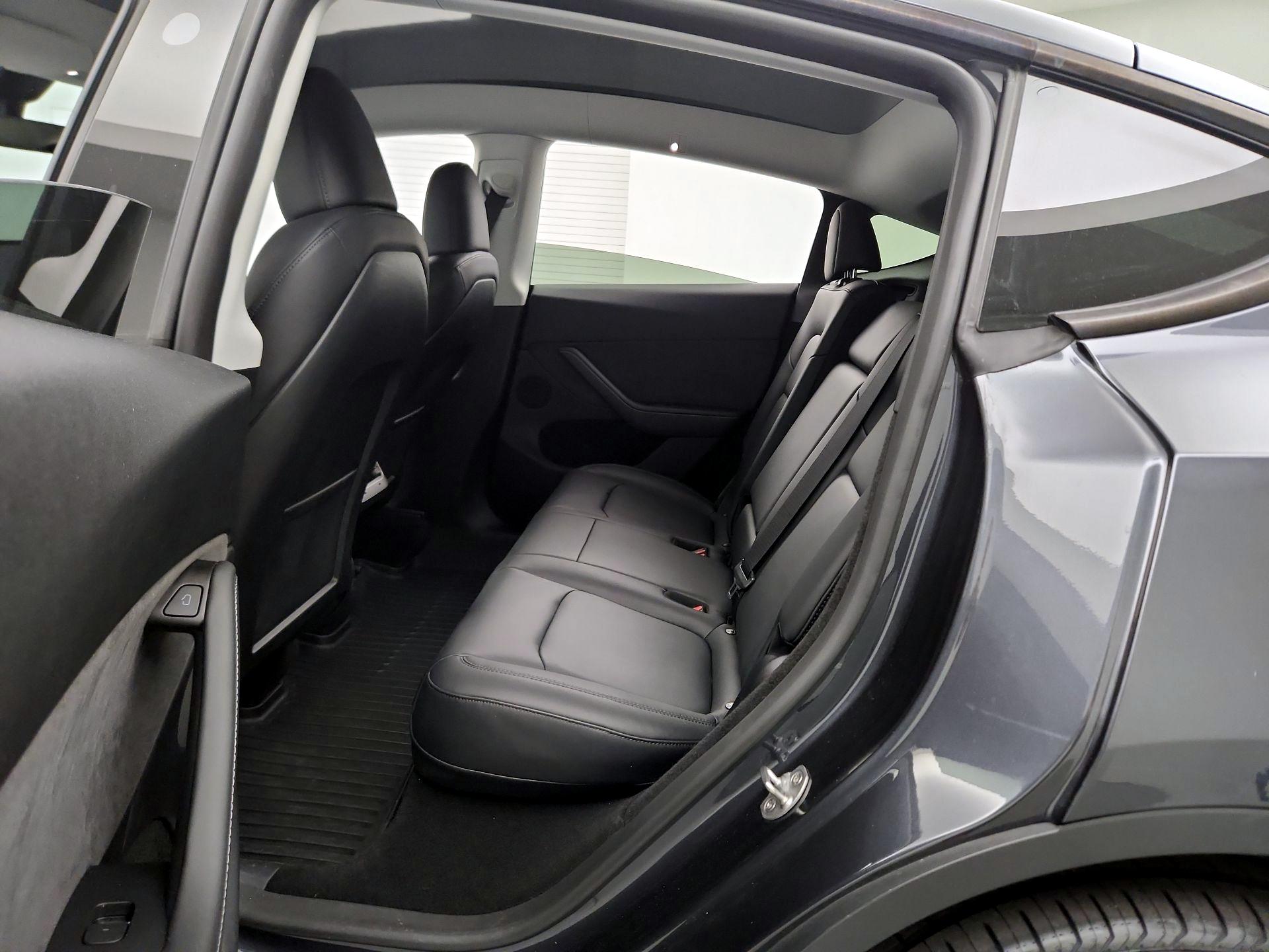 Thumbnail: 2024 Tesla Model Y - 16