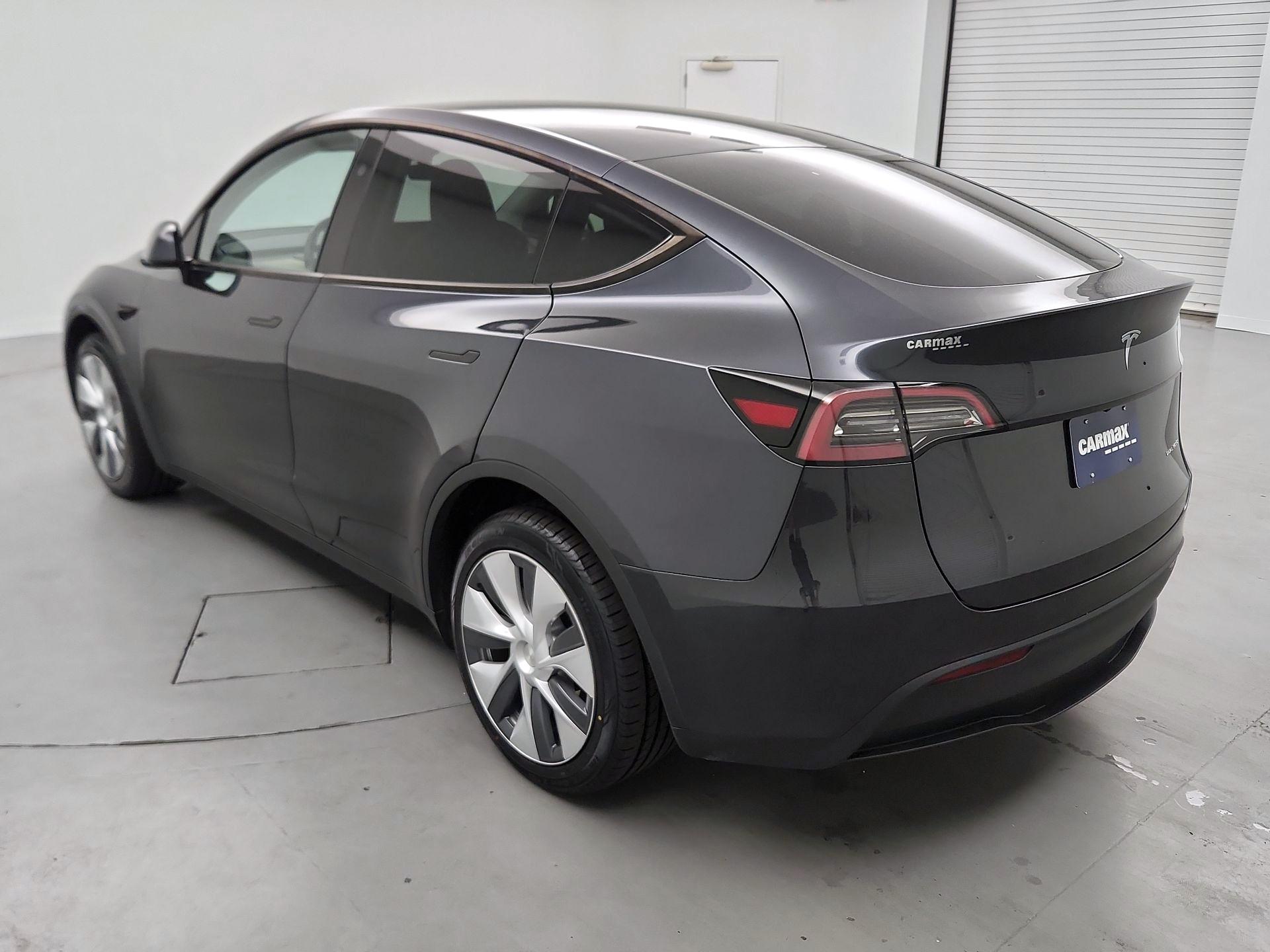 Thumbnail: 2024 Tesla Model Y - 7