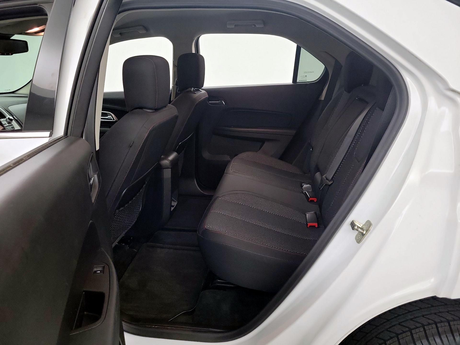 Thumbnail: 2017 Chevrolet Equinox - 16