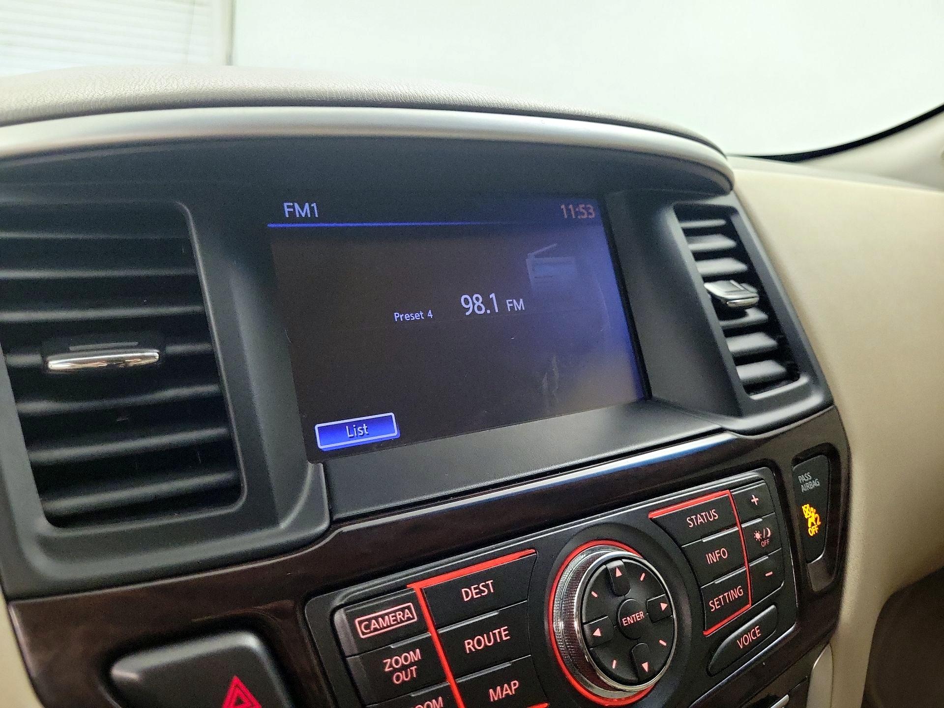 Thumbnail: 2015 Nissan Pathfinder - 15