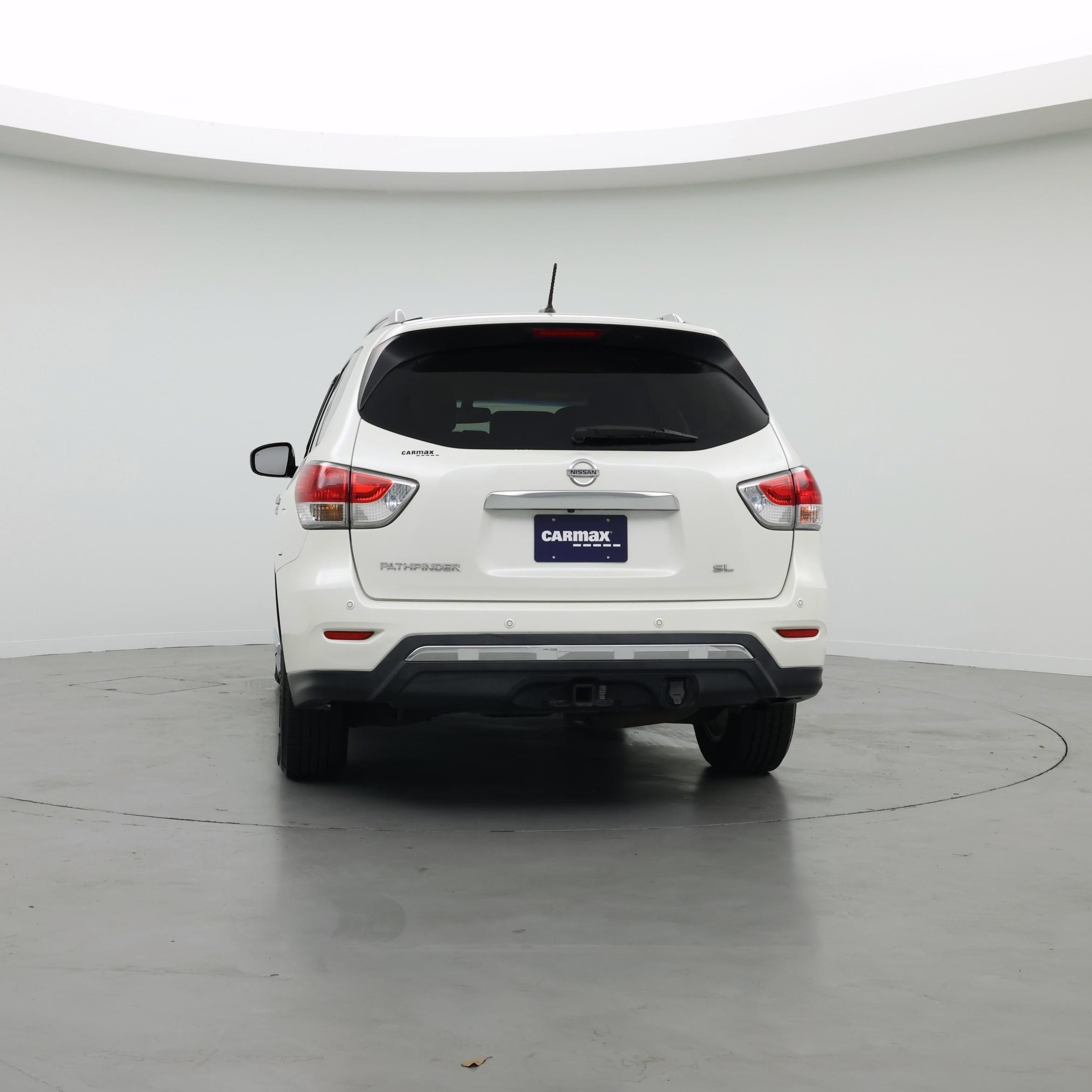 Thumbnail: 2015 Nissan Pathfinder - 6