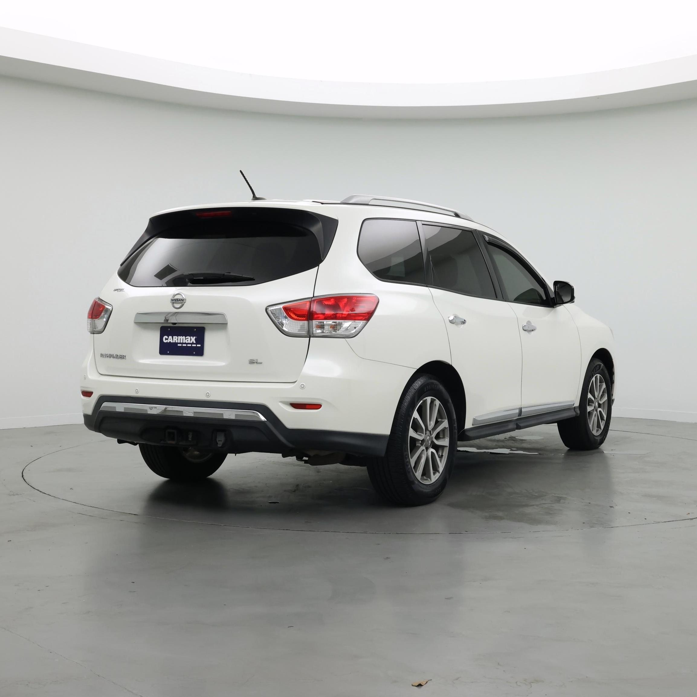 Thumbnail: 2015 Nissan Pathfinder - 8