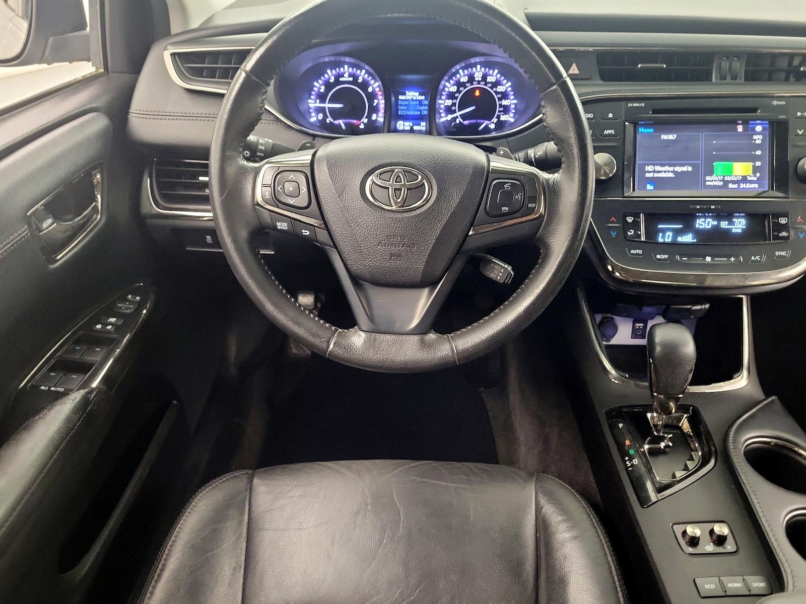 2016 Toyota Avalon XLE - Photo 9