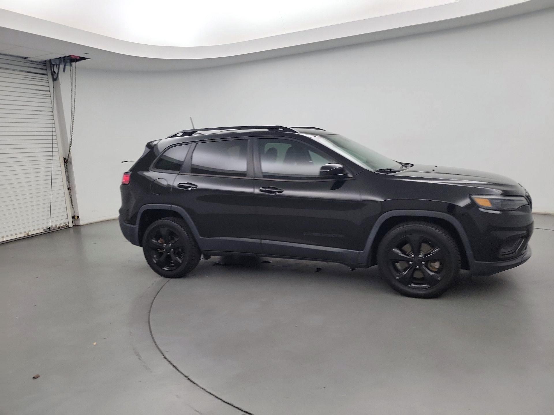 Thumbnail: 2019 Jeep Cherokee - 4