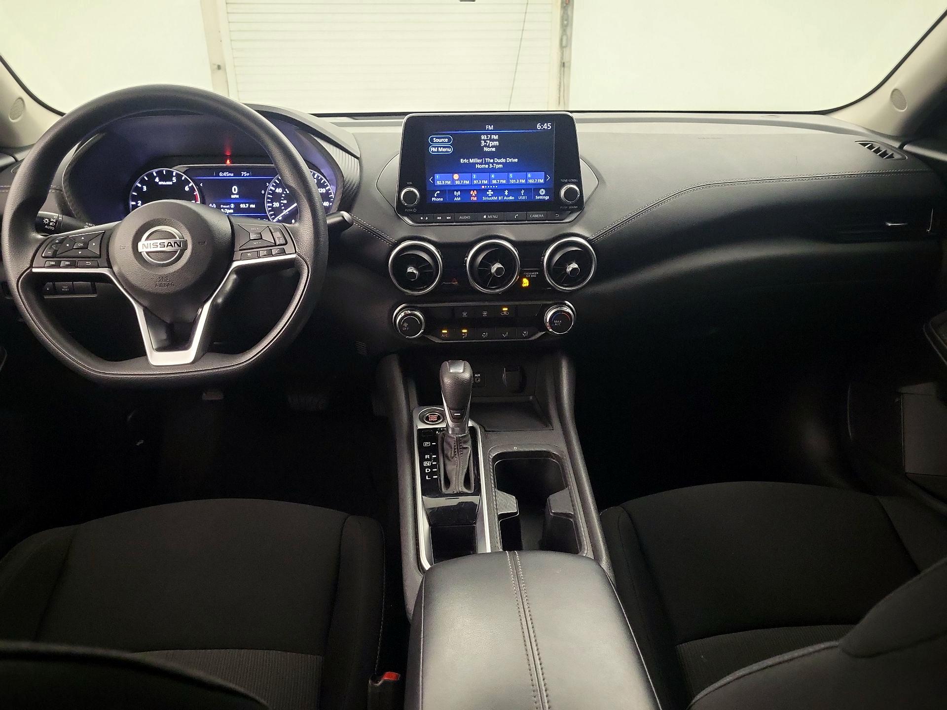 Thumbnail: 2023 Nissan Sentra - 9