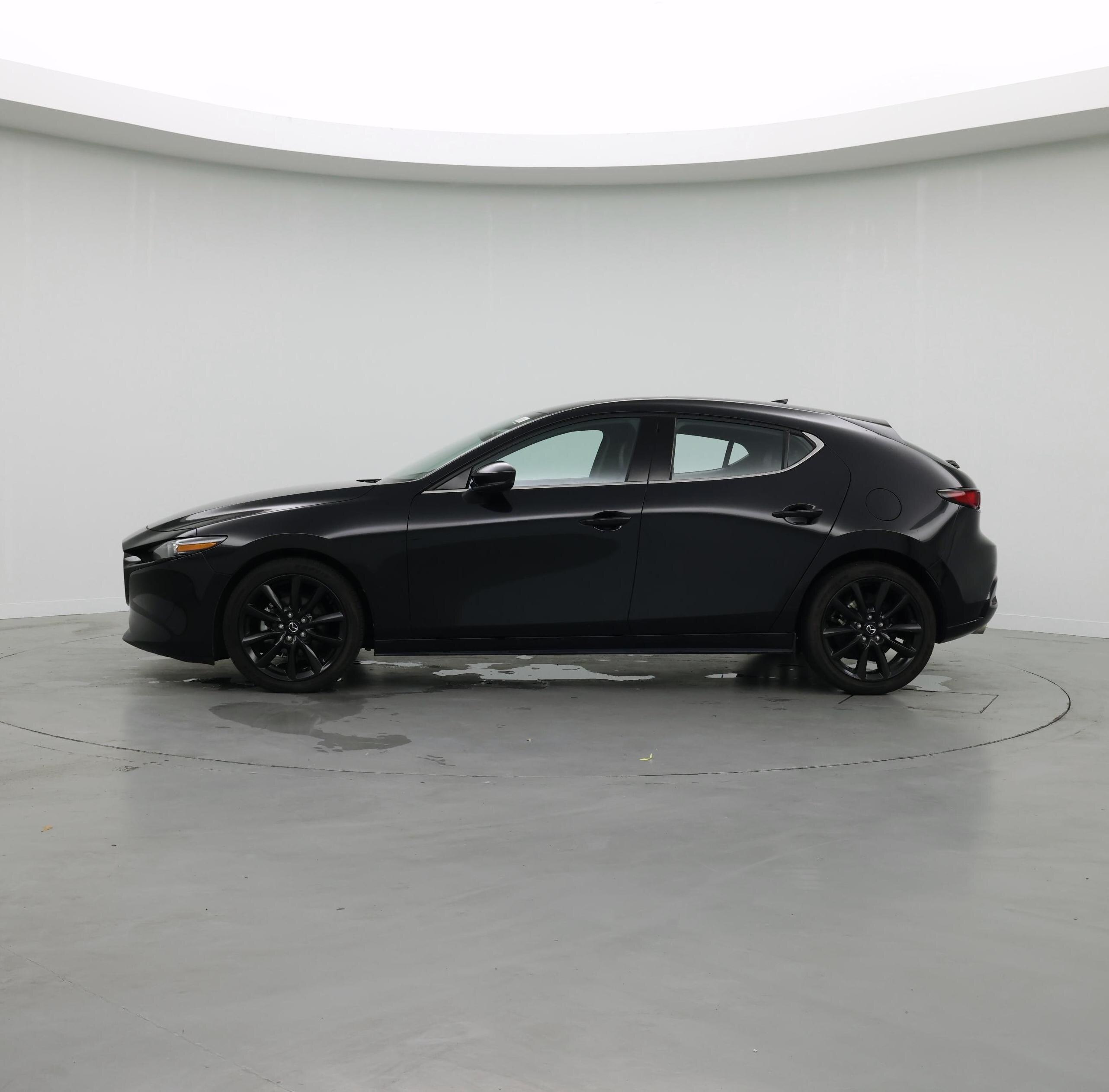 Thumbnail: 2021 Mazda Mazda3 - 3