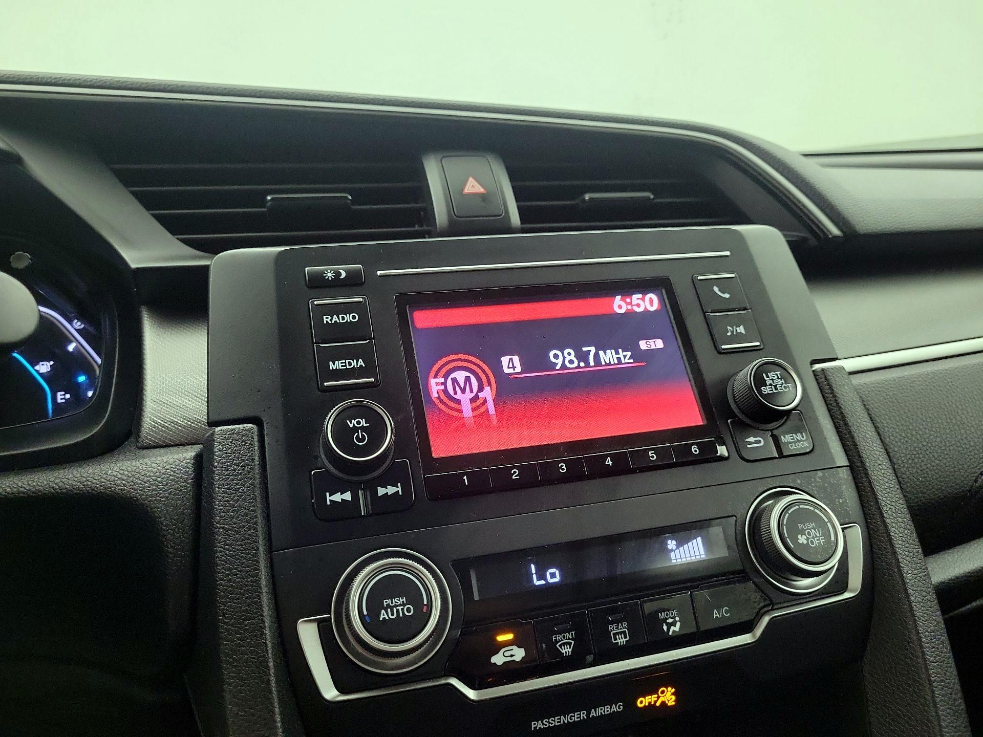Thumbnail: 2016 Honda Civic - 15