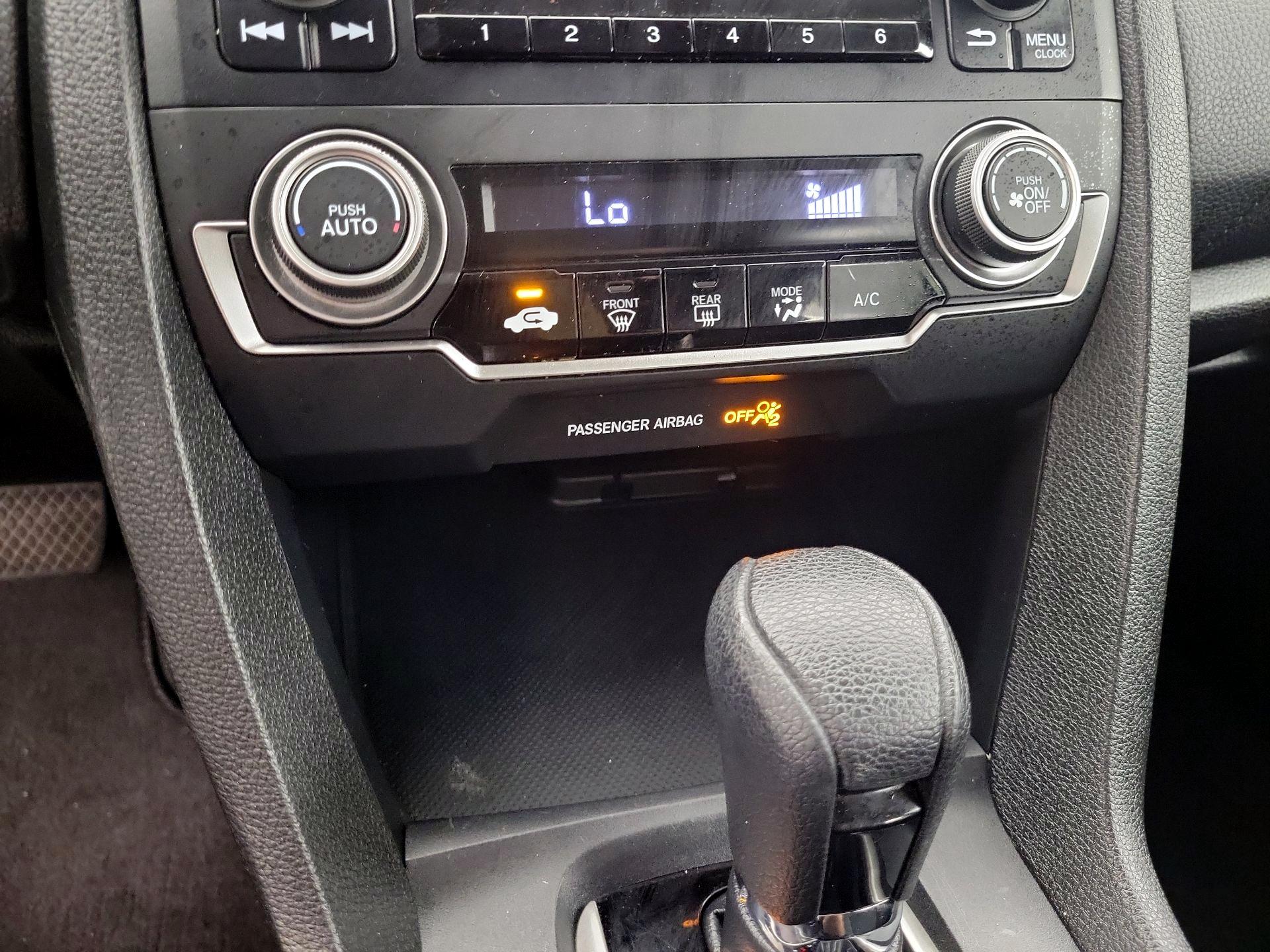 Thumbnail: 2016 Honda Civic - 16