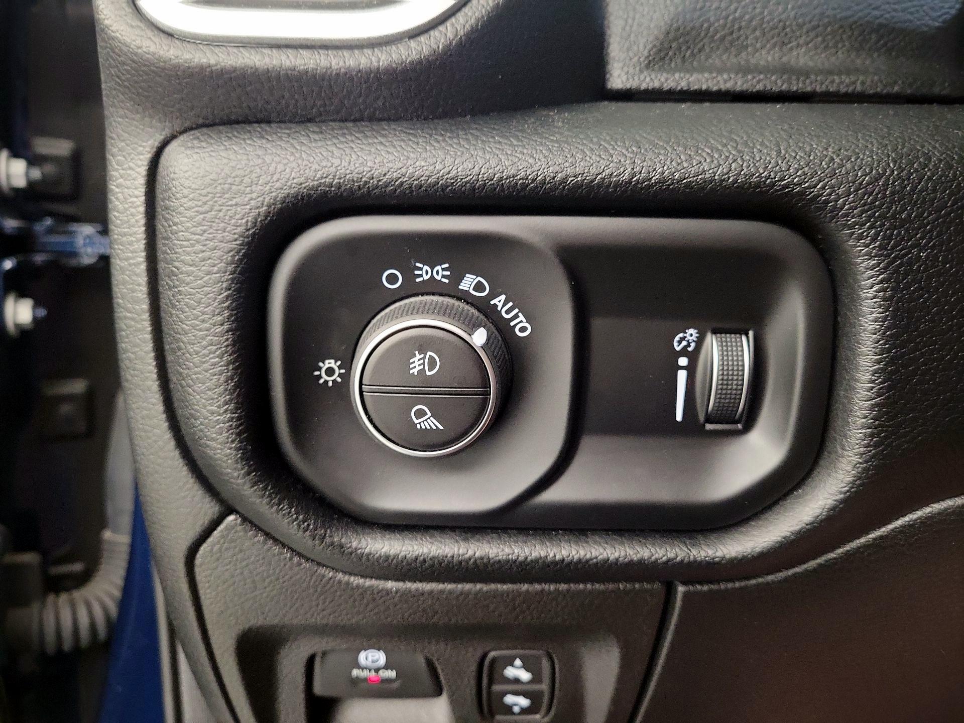 Thumbnail: 2020 RAM 1500 - 13
