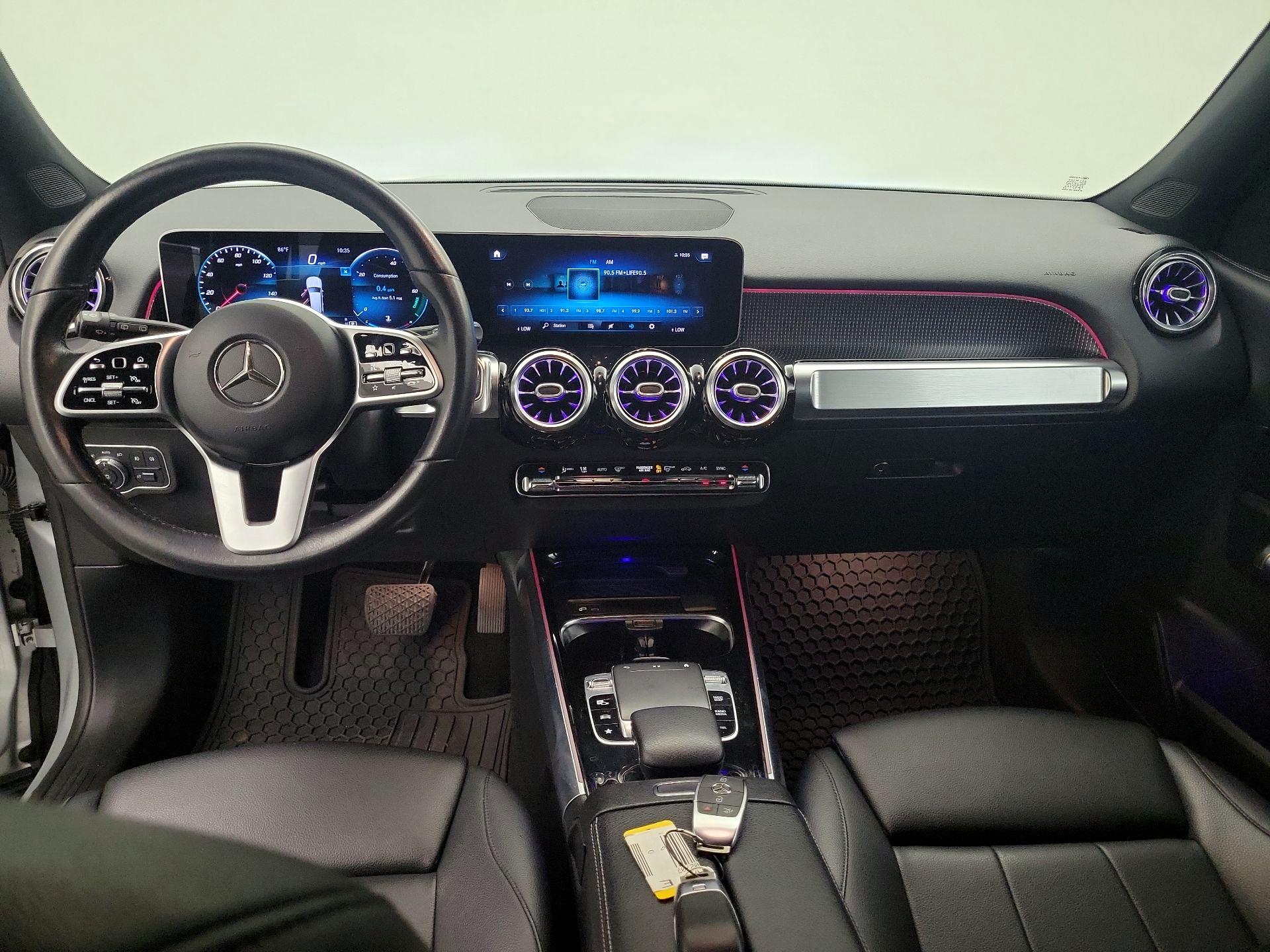 Thumbnail: 2020 Mercedes-Benz GLB - 9