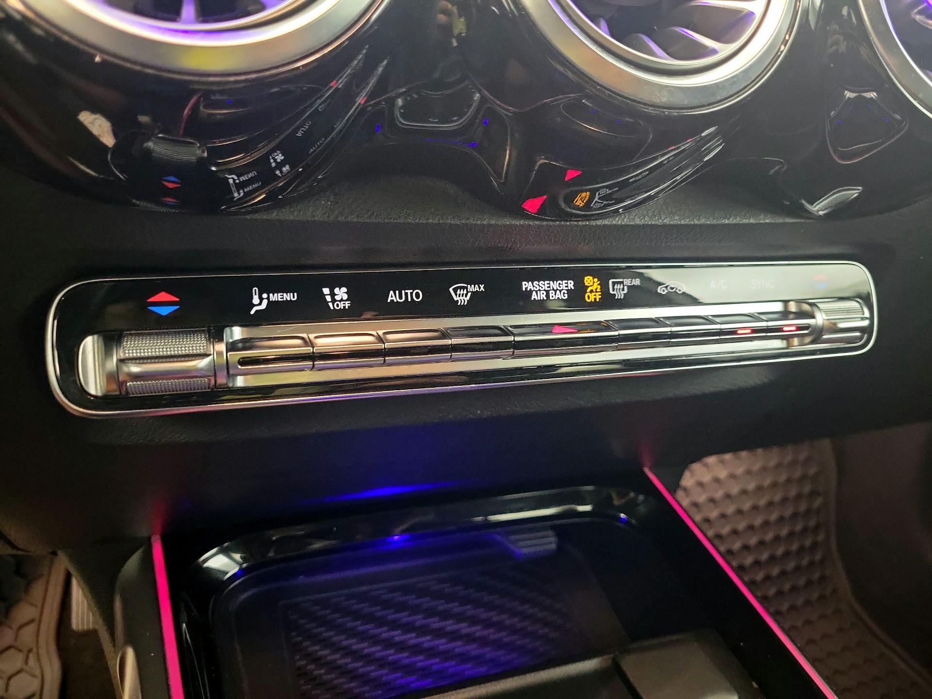 Thumbnail: 2020 Mercedes-Benz GLB - 16
